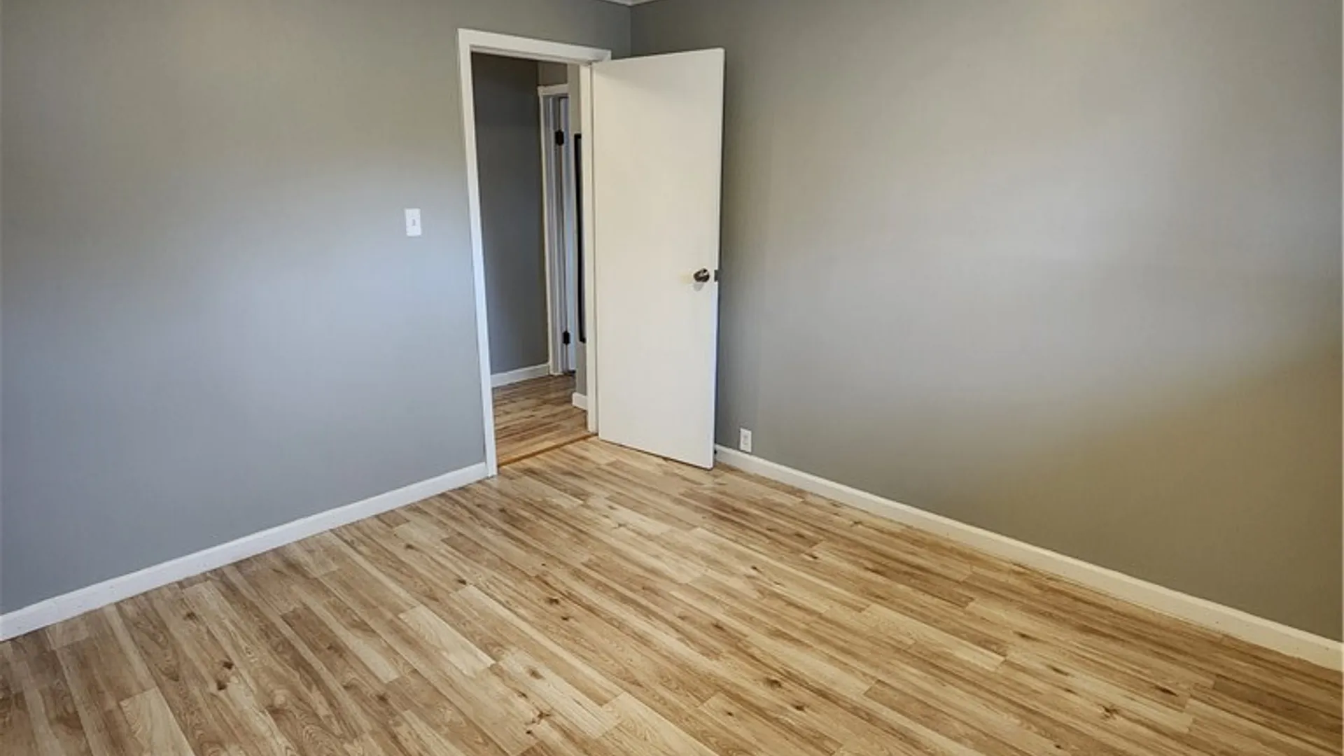 Property at 15 Edgewood Ave, Buffalo, NY 14220 22