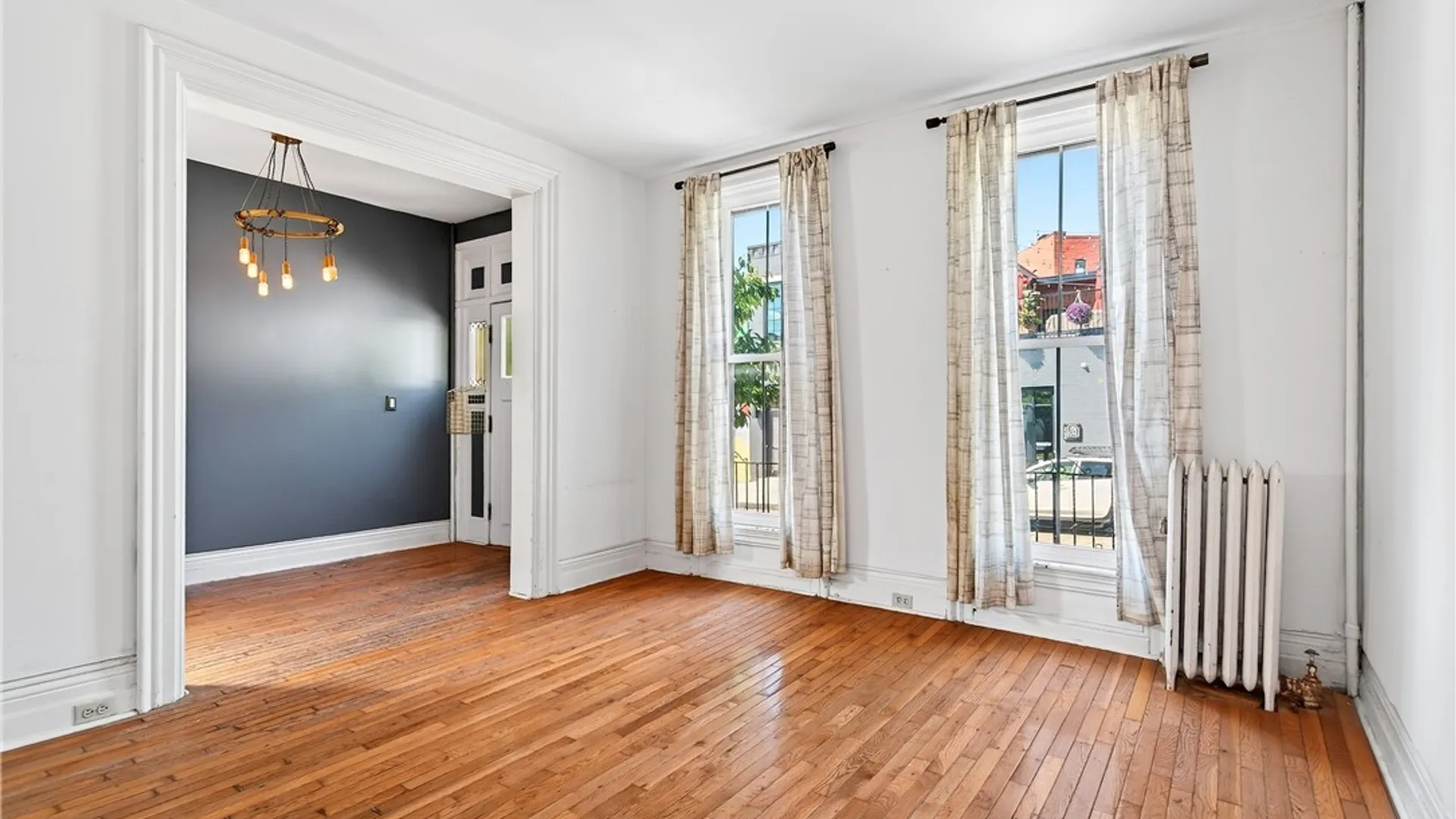 Property at 107 College Street, Buffalo, NY 14201 9