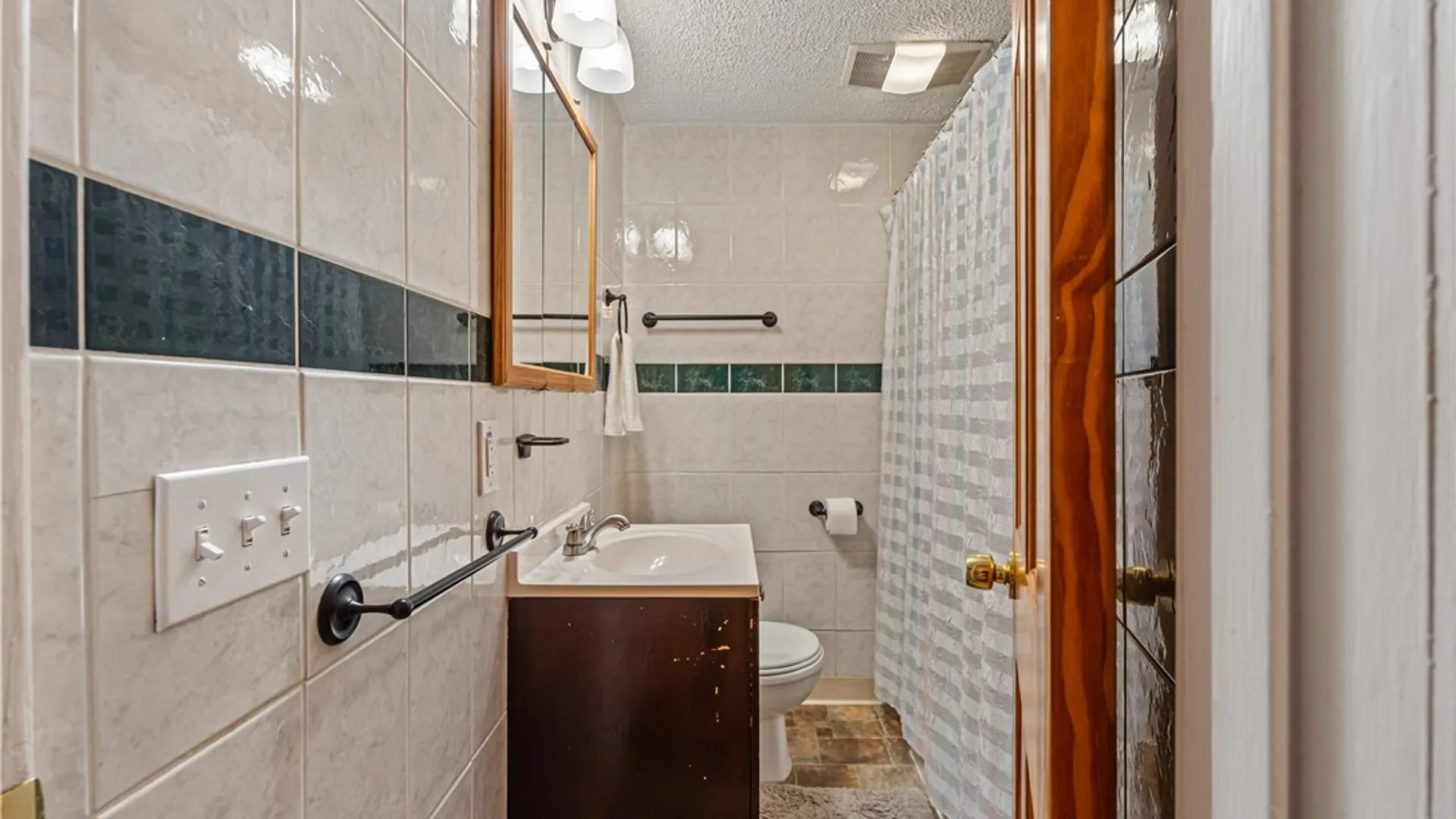 Property at 347 Fetzner Road, Greece, NY 14626 17