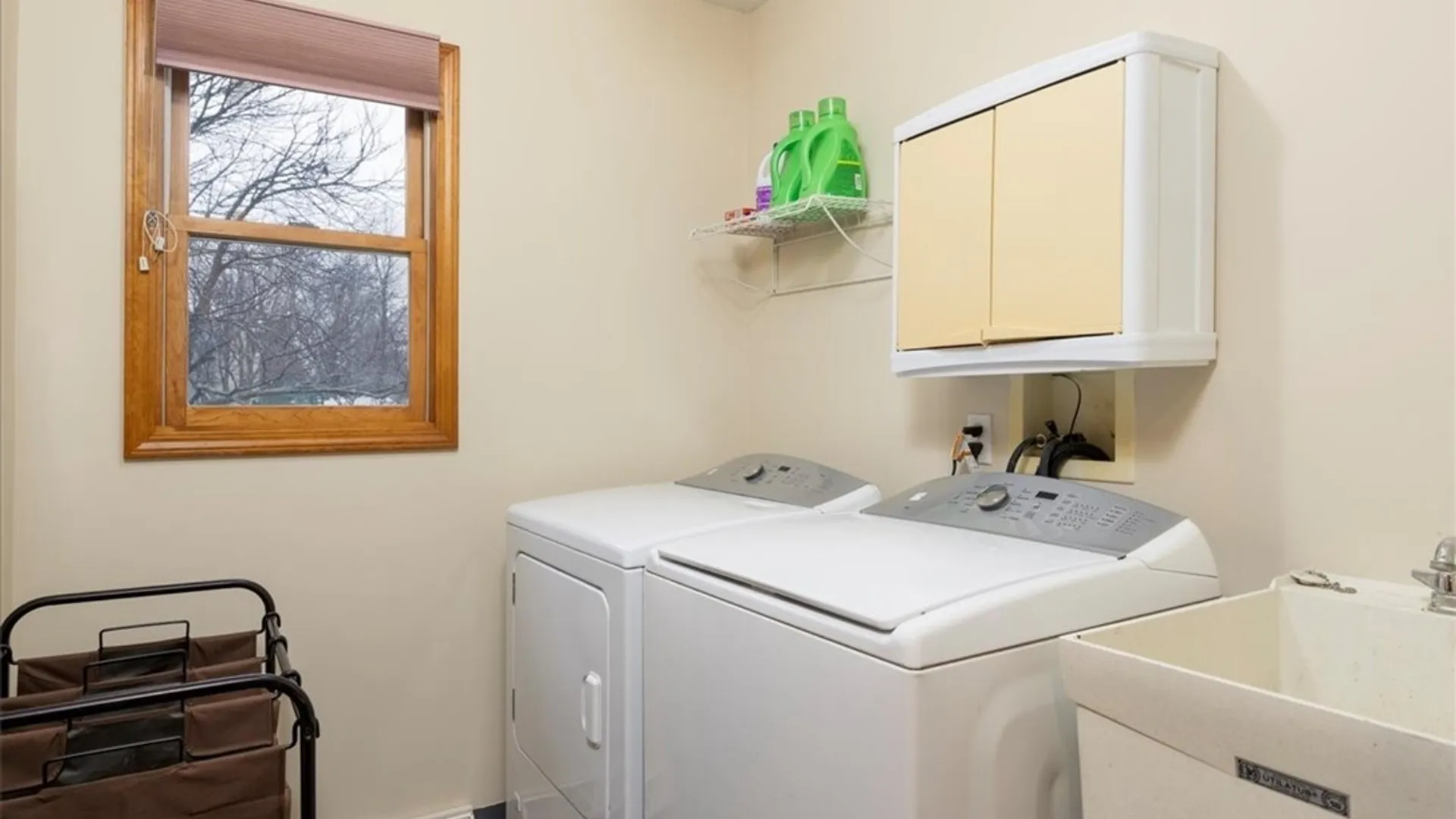 Property at 6115 Newberry Court, Clarence, NY 14032 15