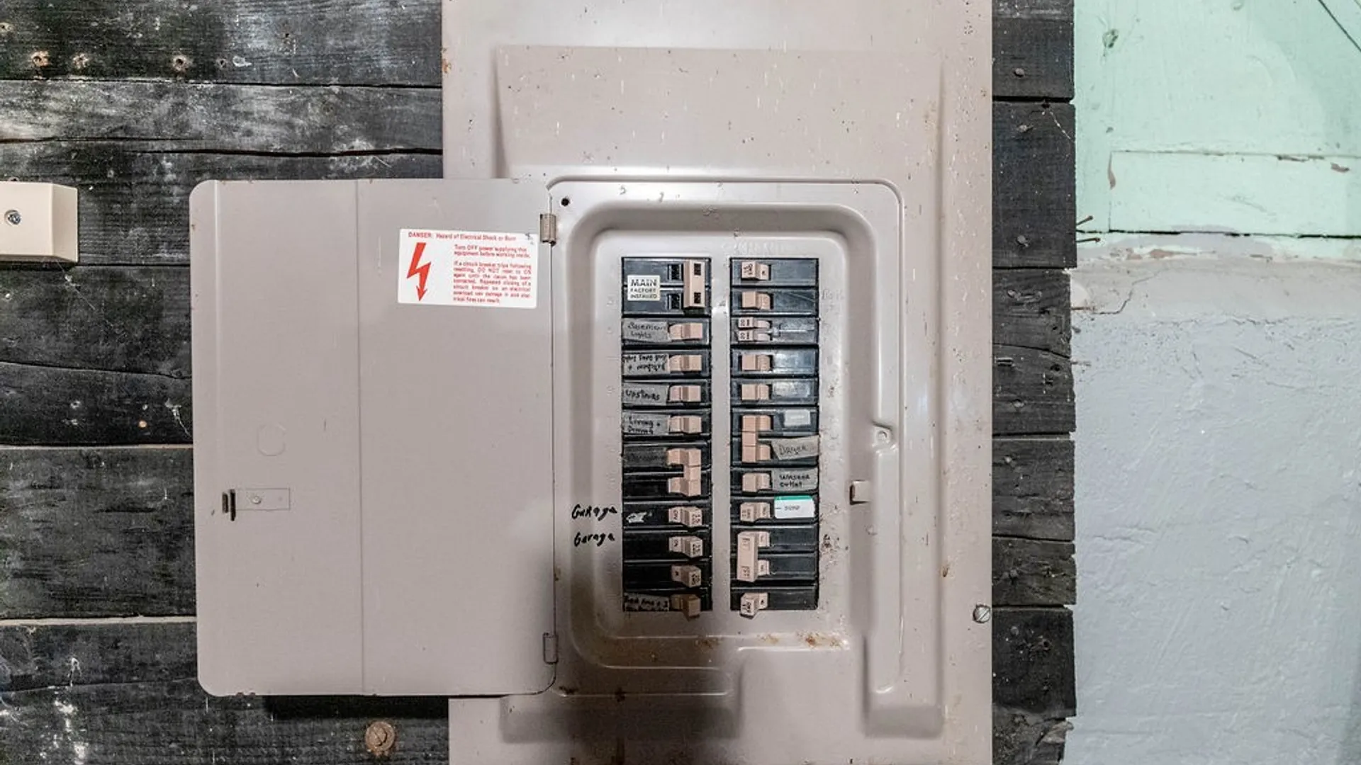 Property at 3471 West River Road, Grand Island, NY 14072 35