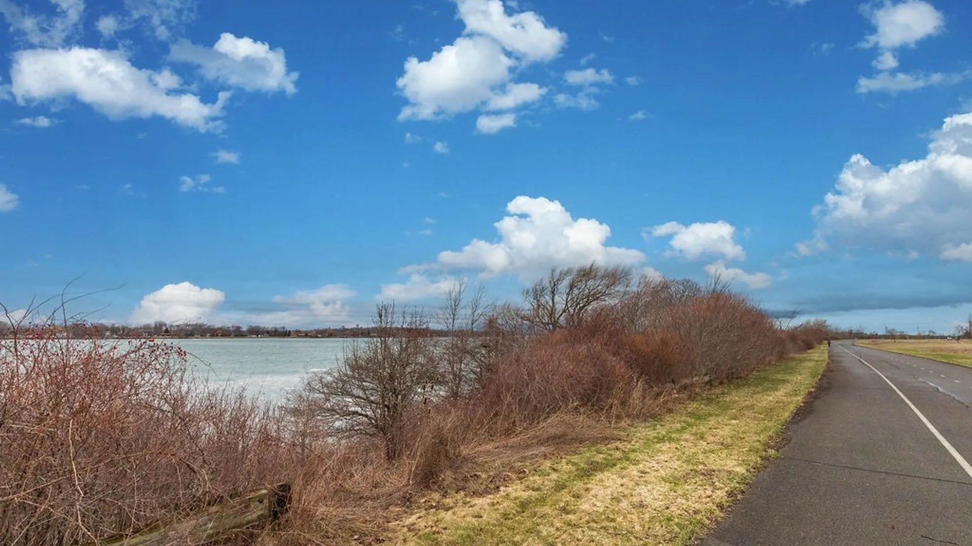 Property at 3471 West River Road, Grand Island, NY 14072 5