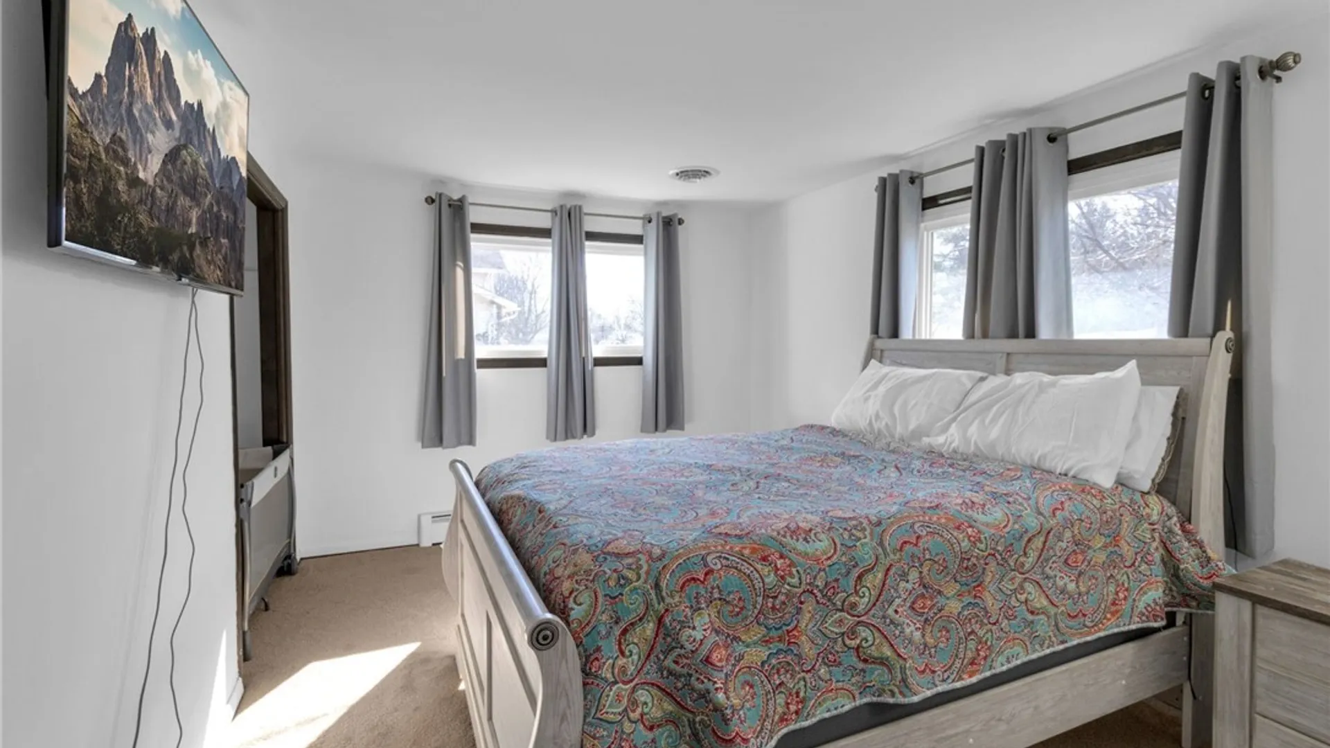 Property at 5769 Griffin Street, Lewiston, NY 14132 15