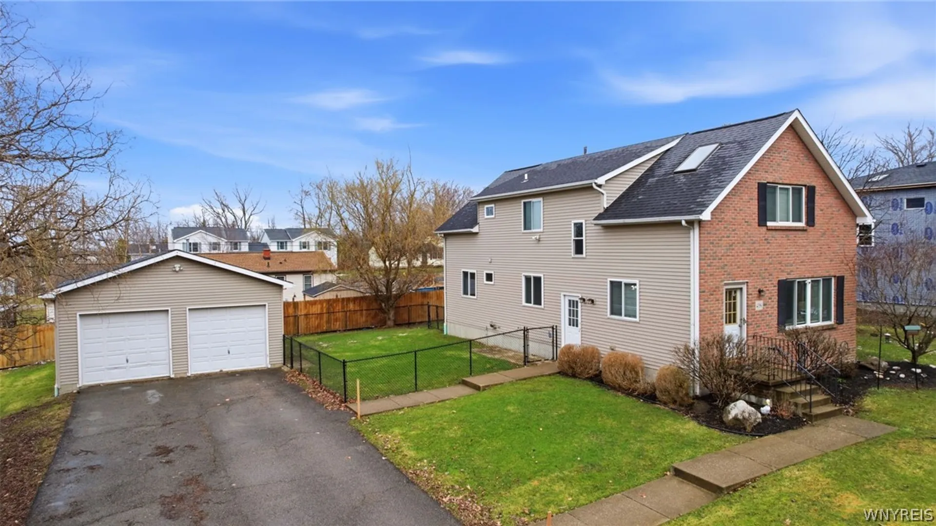 Property at 4986 City View Avenue, Hamburg, NY 14219 32