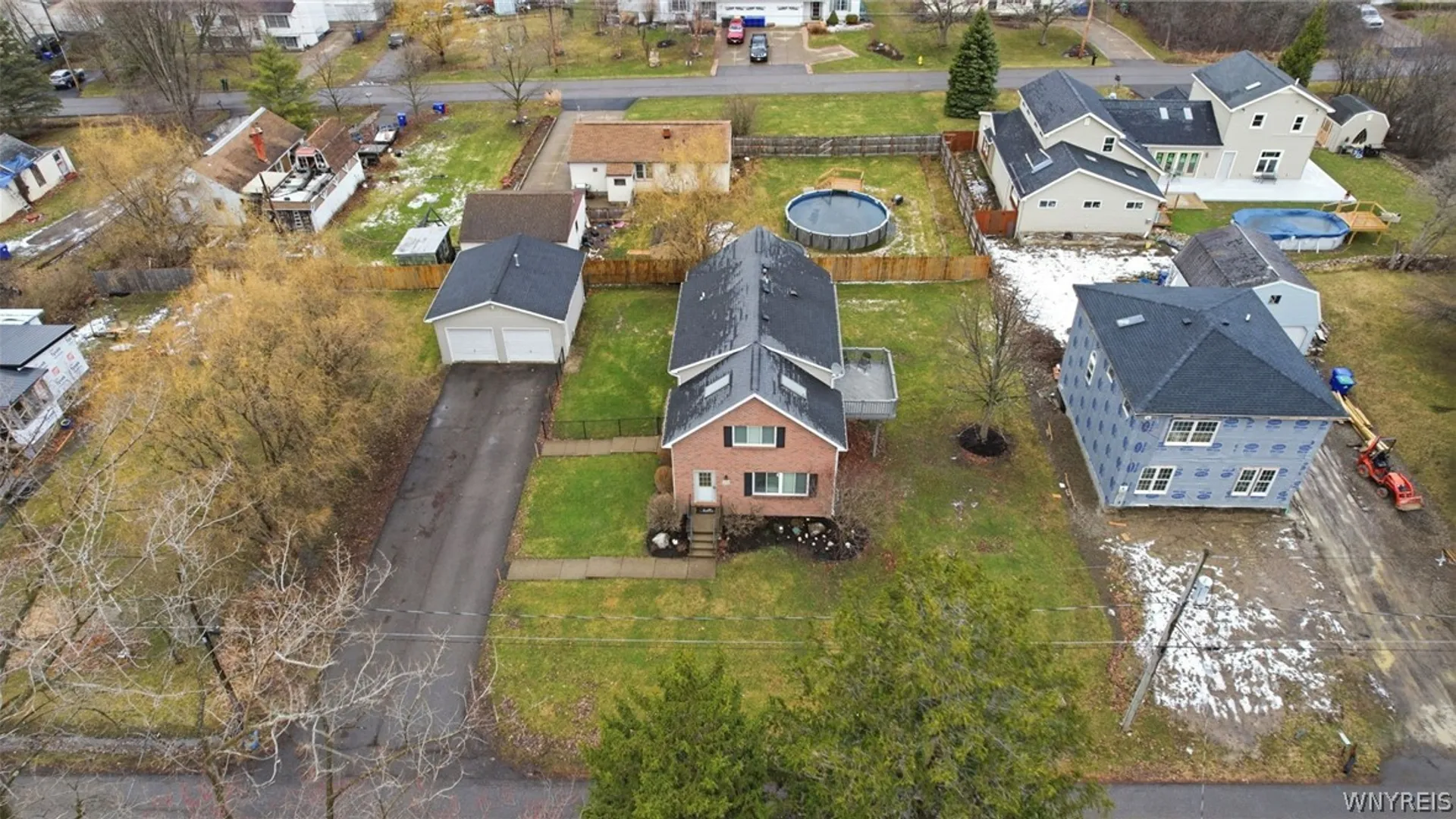 Property at 4986 City View Avenue, Hamburg, NY 14219 35