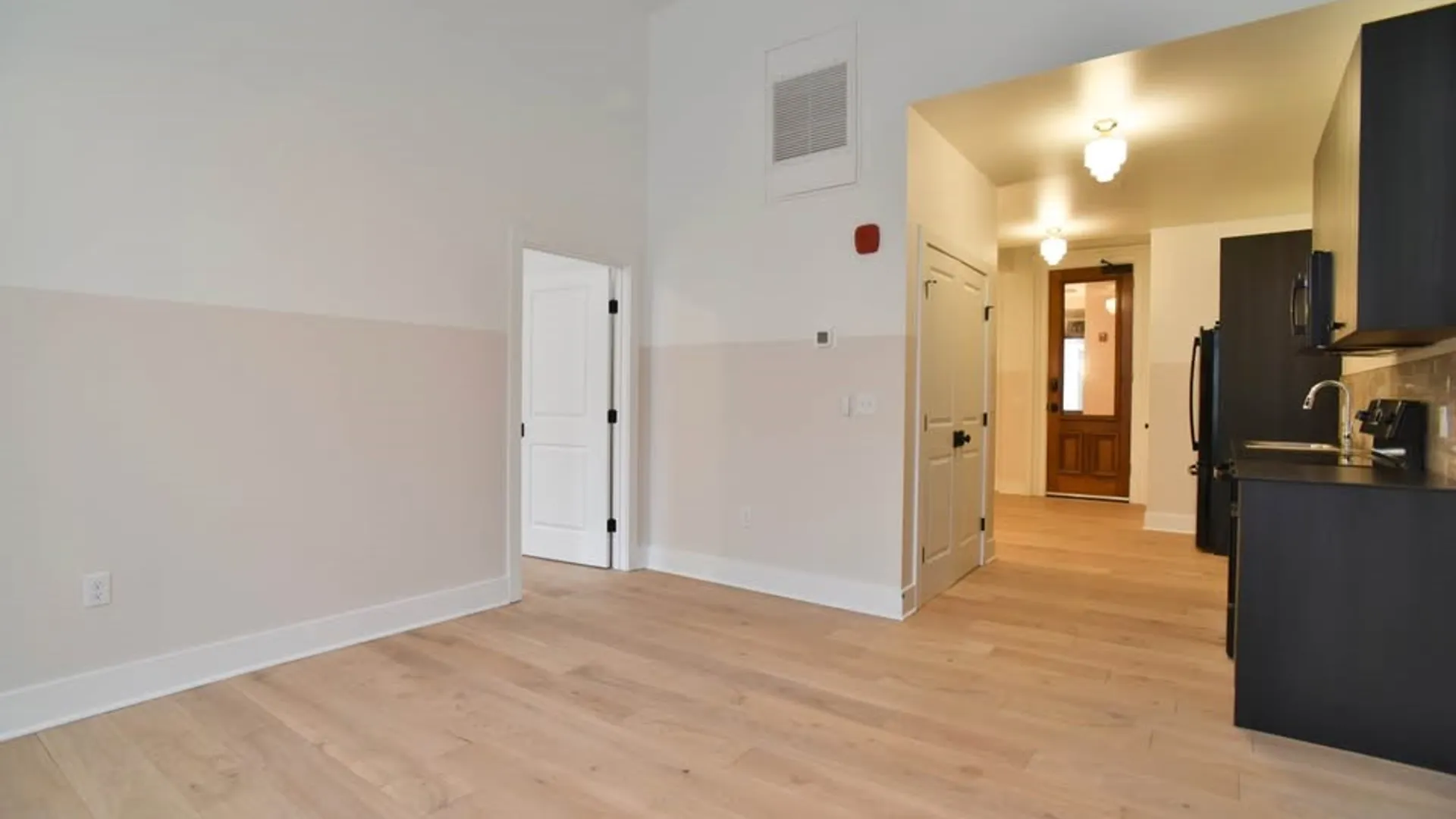 Property at 30 Broad Street, Rochester, NY 14609 9