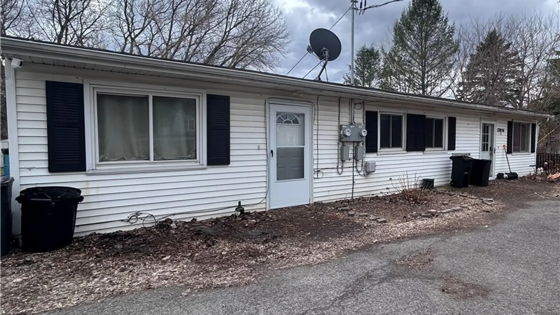 Property at 17056 Ridge Road, Murray, NY 14470 3