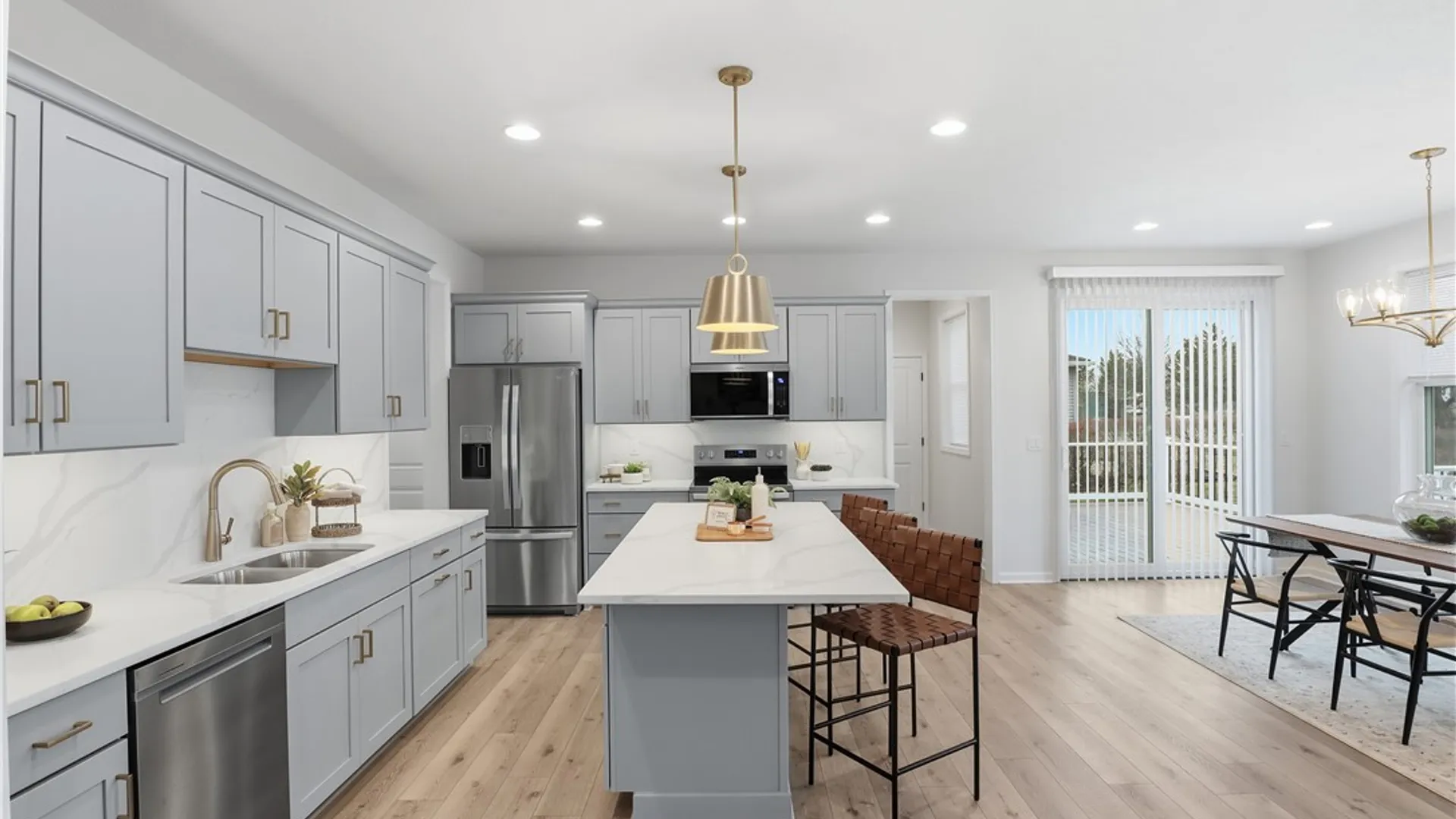 Property at 8 Nightfrost Lane, Henrietta, NY 14467 12