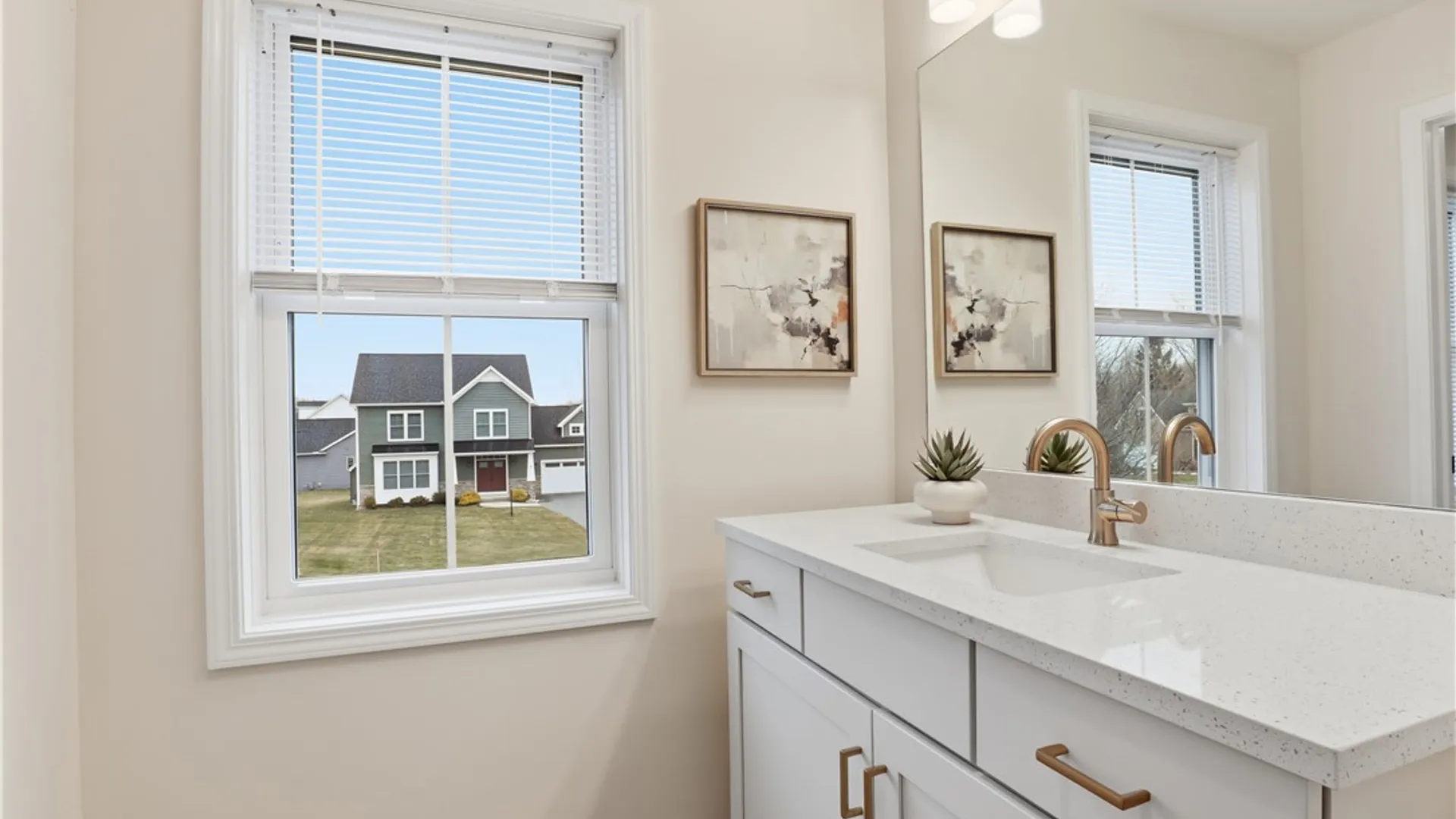 Property at 8 Nightfrost Lane, Henrietta, NY 14467 25