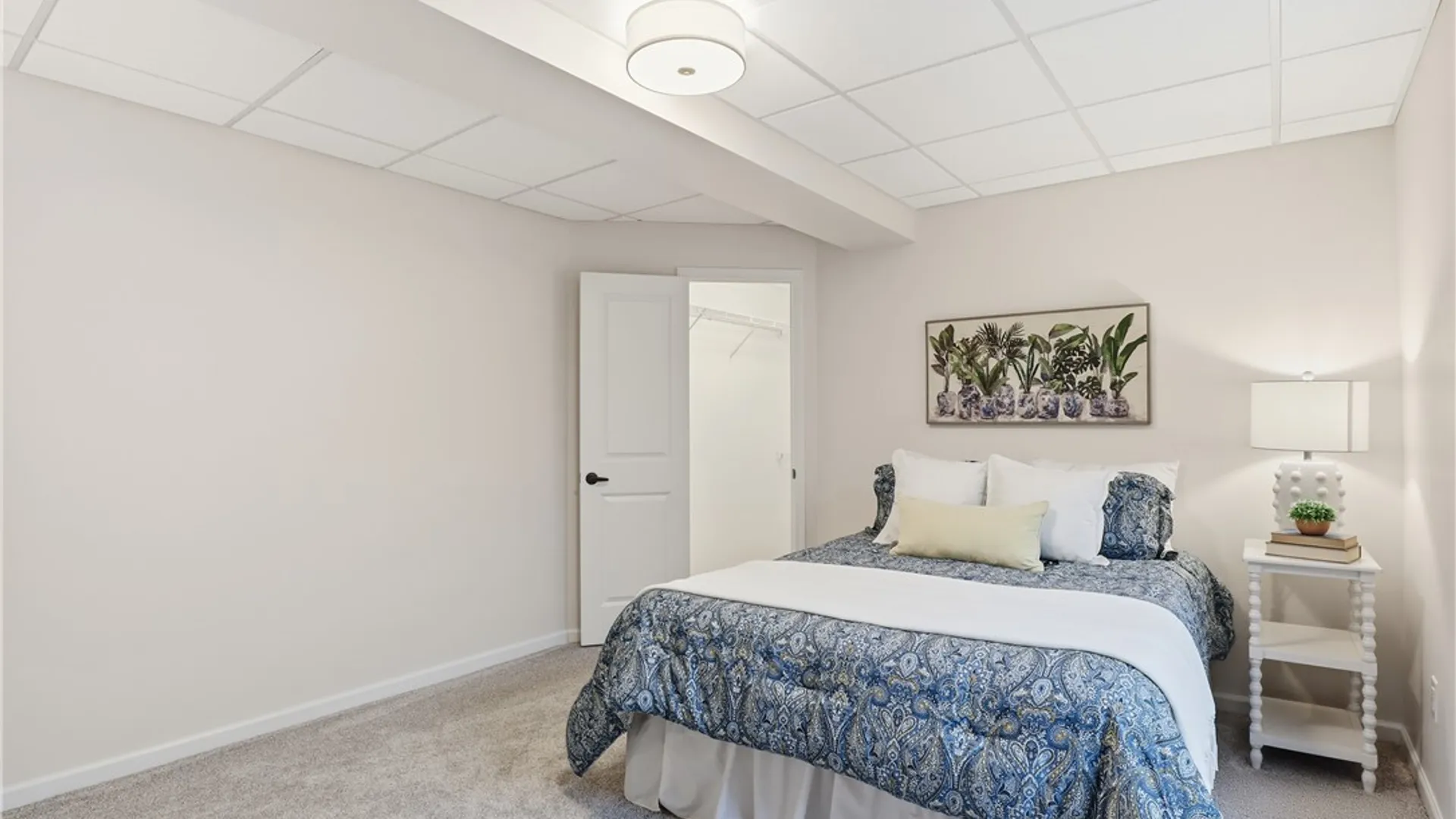 Property at 8 Nightfrost Lane, Henrietta, NY 14467 33