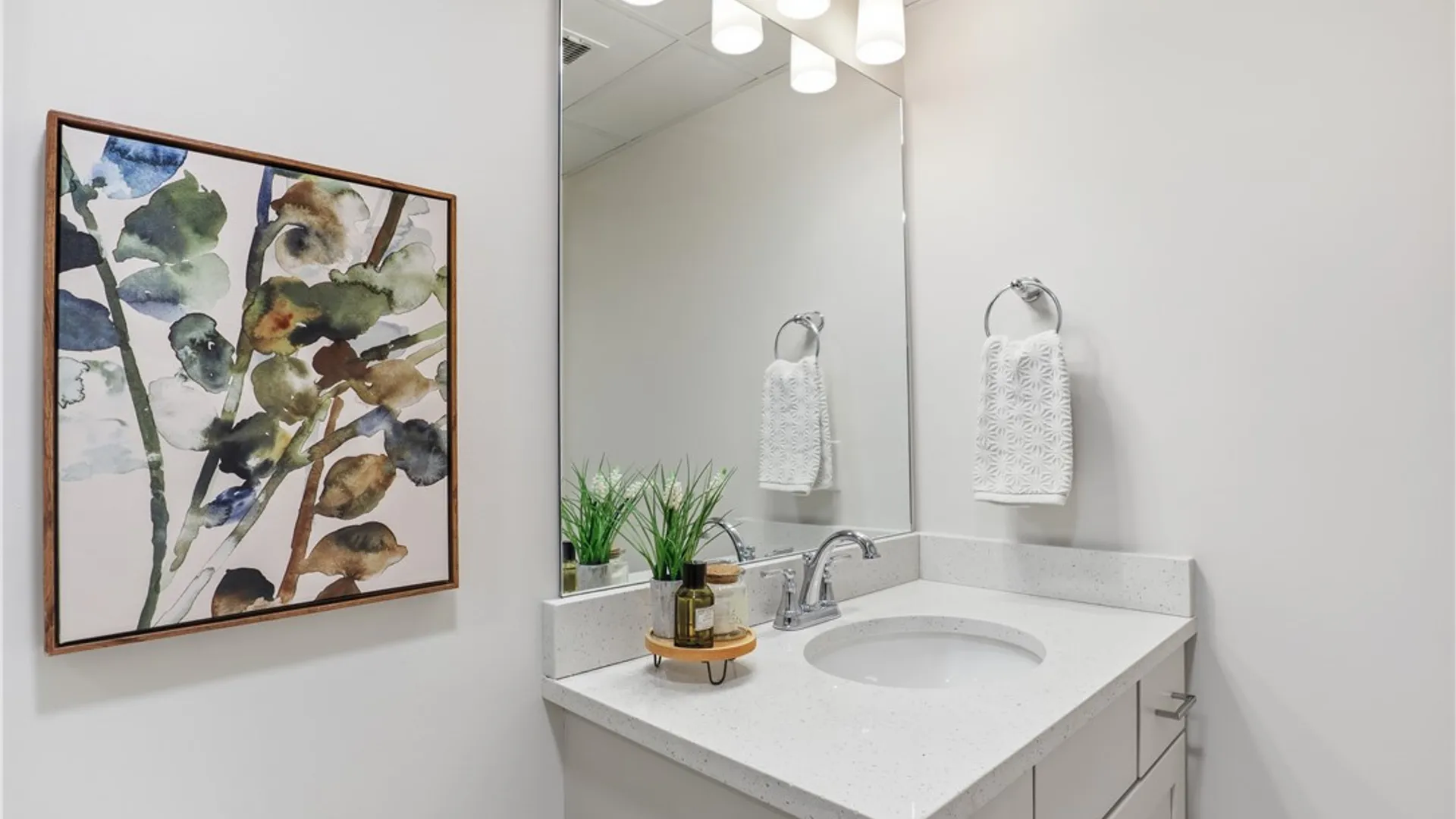 Property at 8 Nightfrost Lane, Henrietta, NY 14467 36