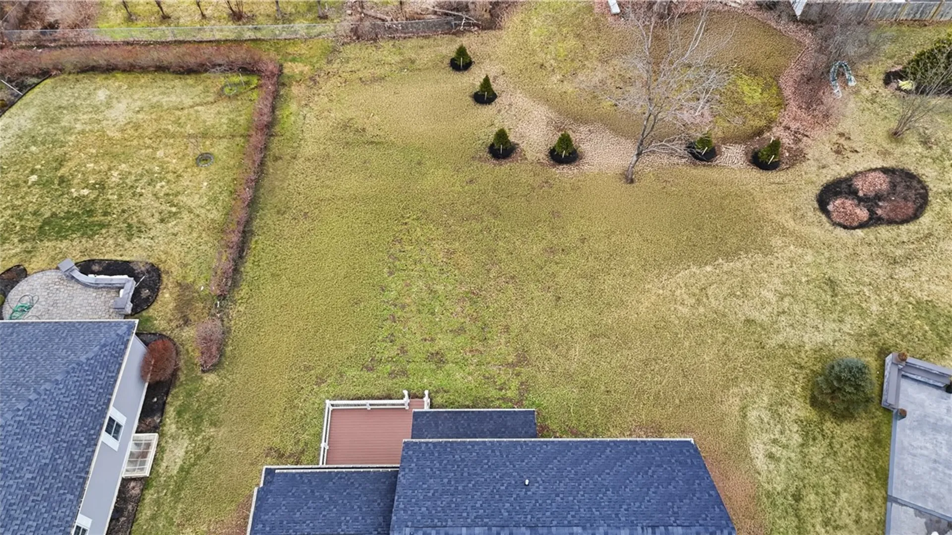 Property at 8 Nightfrost Lane, Henrietta, NY 14467 43