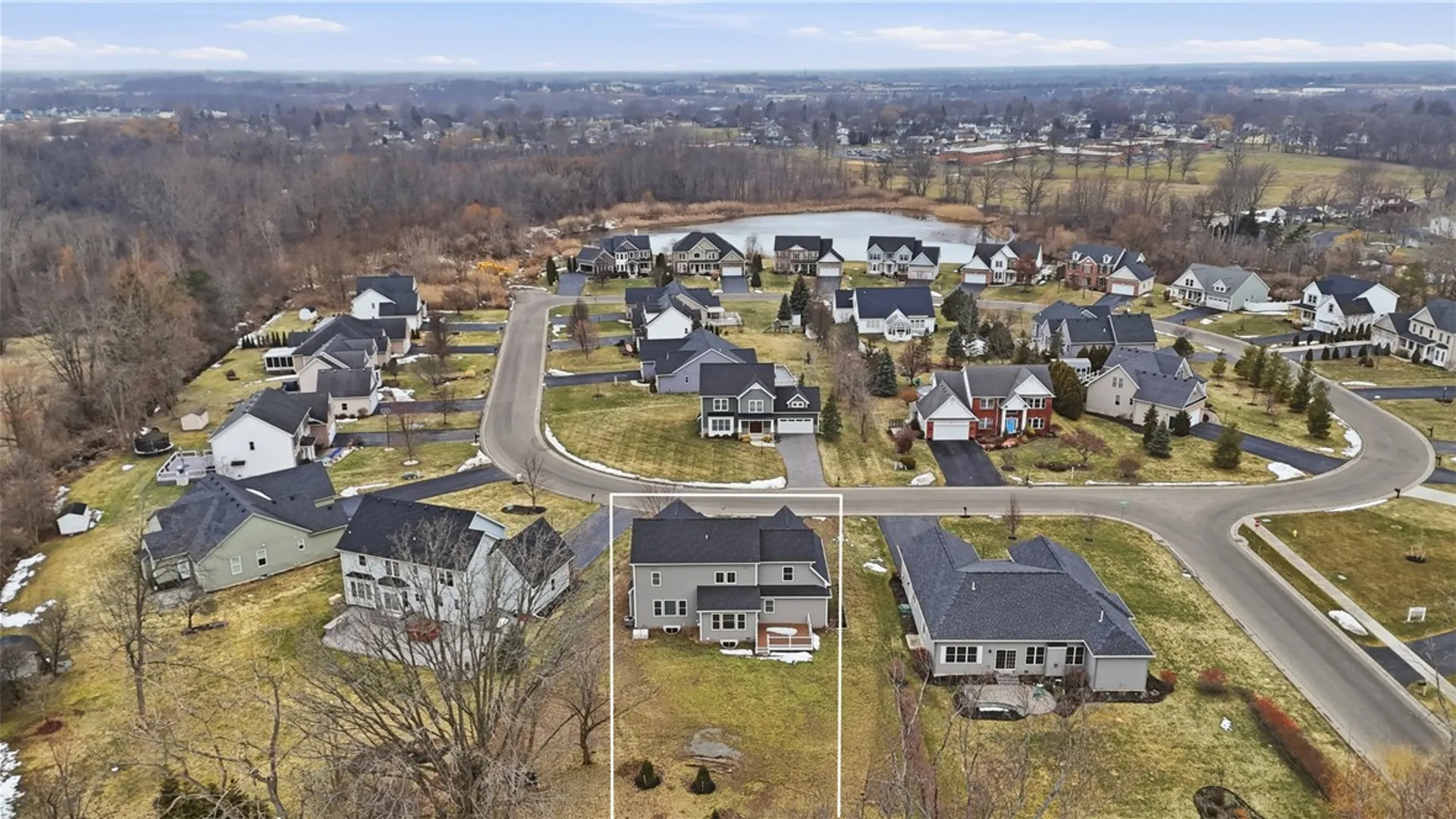 Property at 8 Nightfrost Lane, Henrietta, NY 14467 44