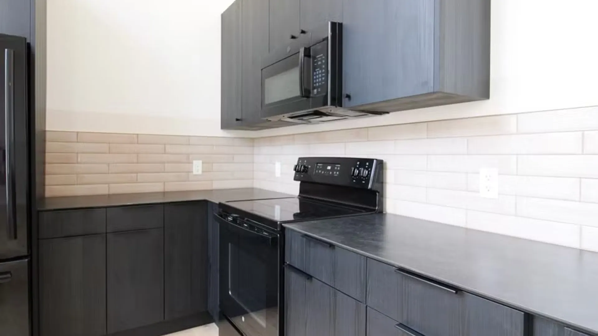 Property at 30 Broad Street, Rochester, NY 14609 9