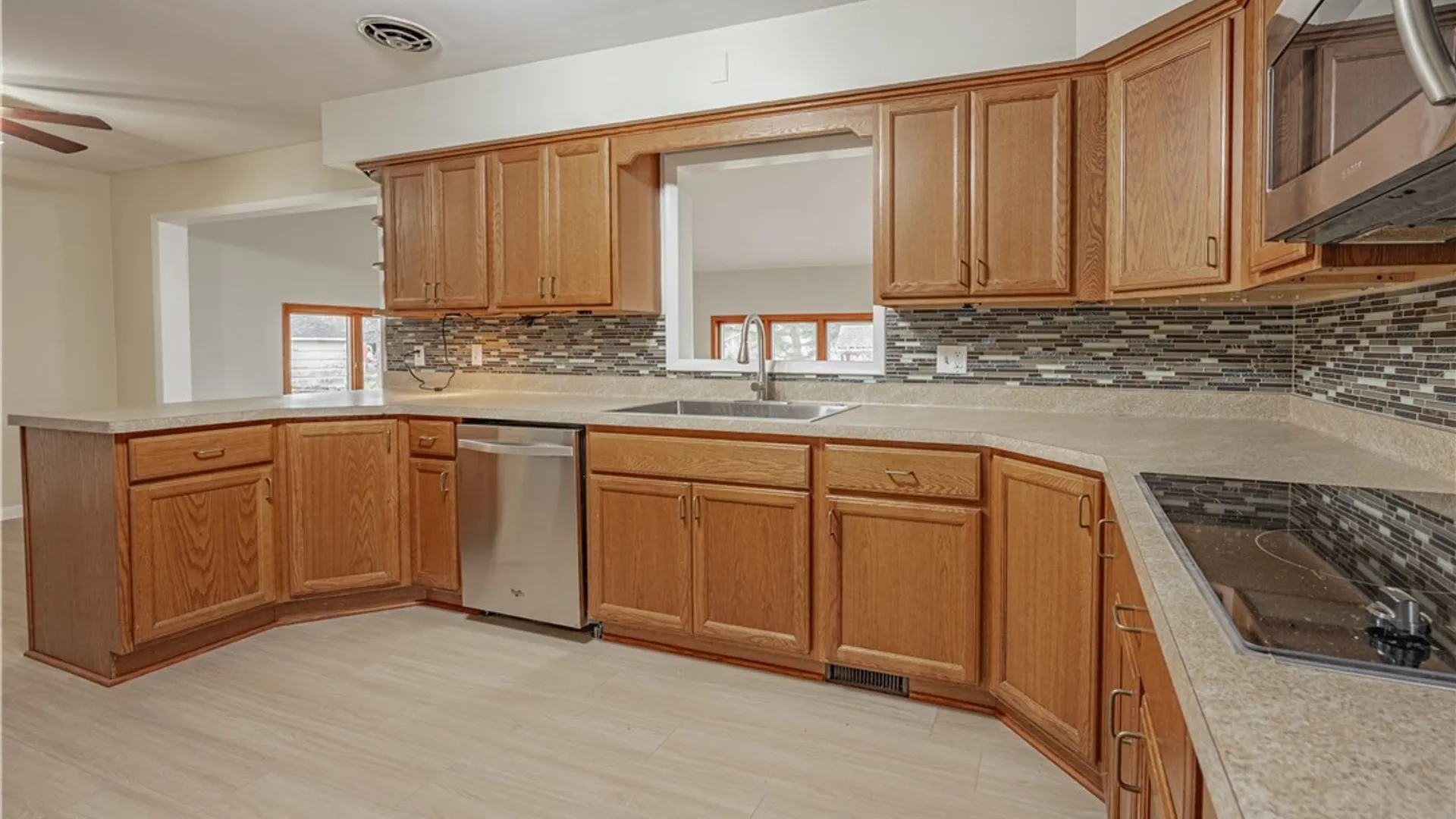 Property at 7330 Salt Road, Clarence, NY 14032 10