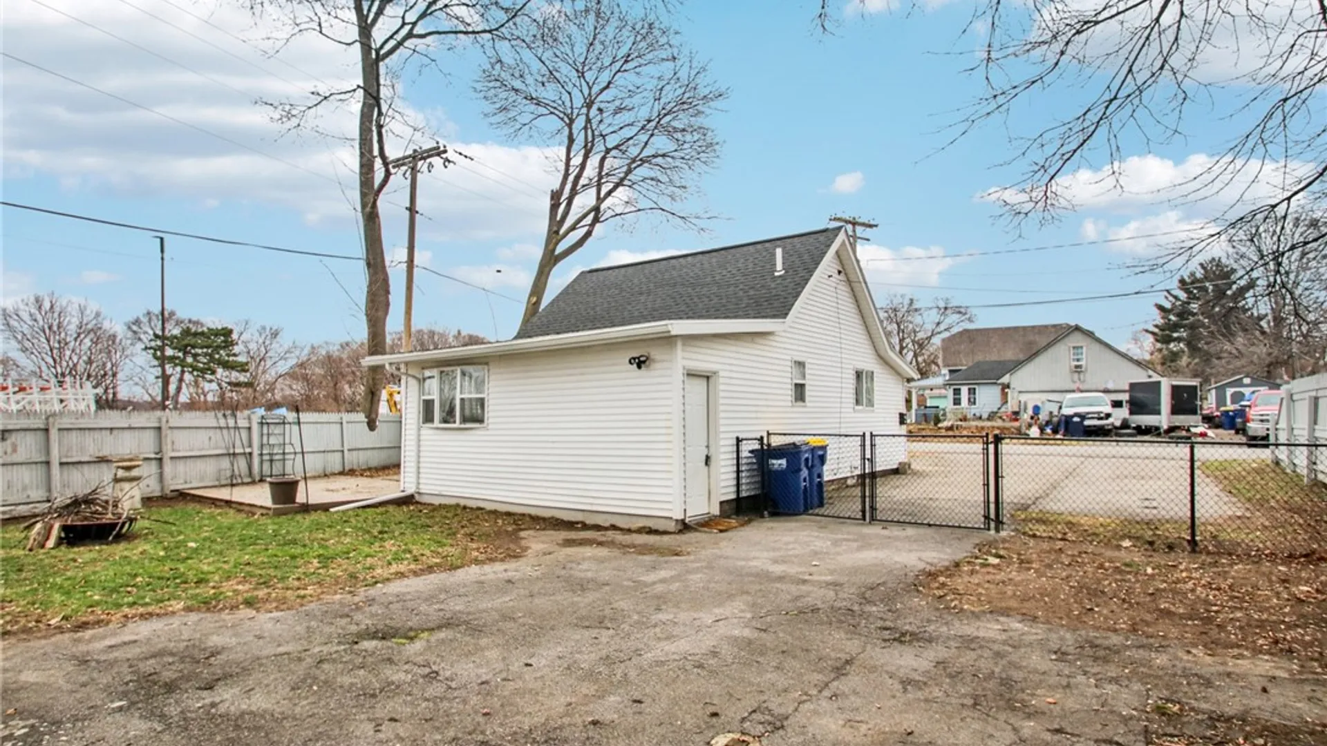 Property at 256 Breezeway Drive, Irondequoit, NY 14622 25