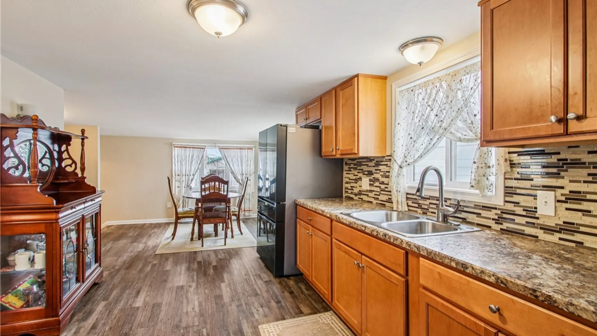 Property at 256 Breezeway Drive, Irondequoit, NY 14622 5