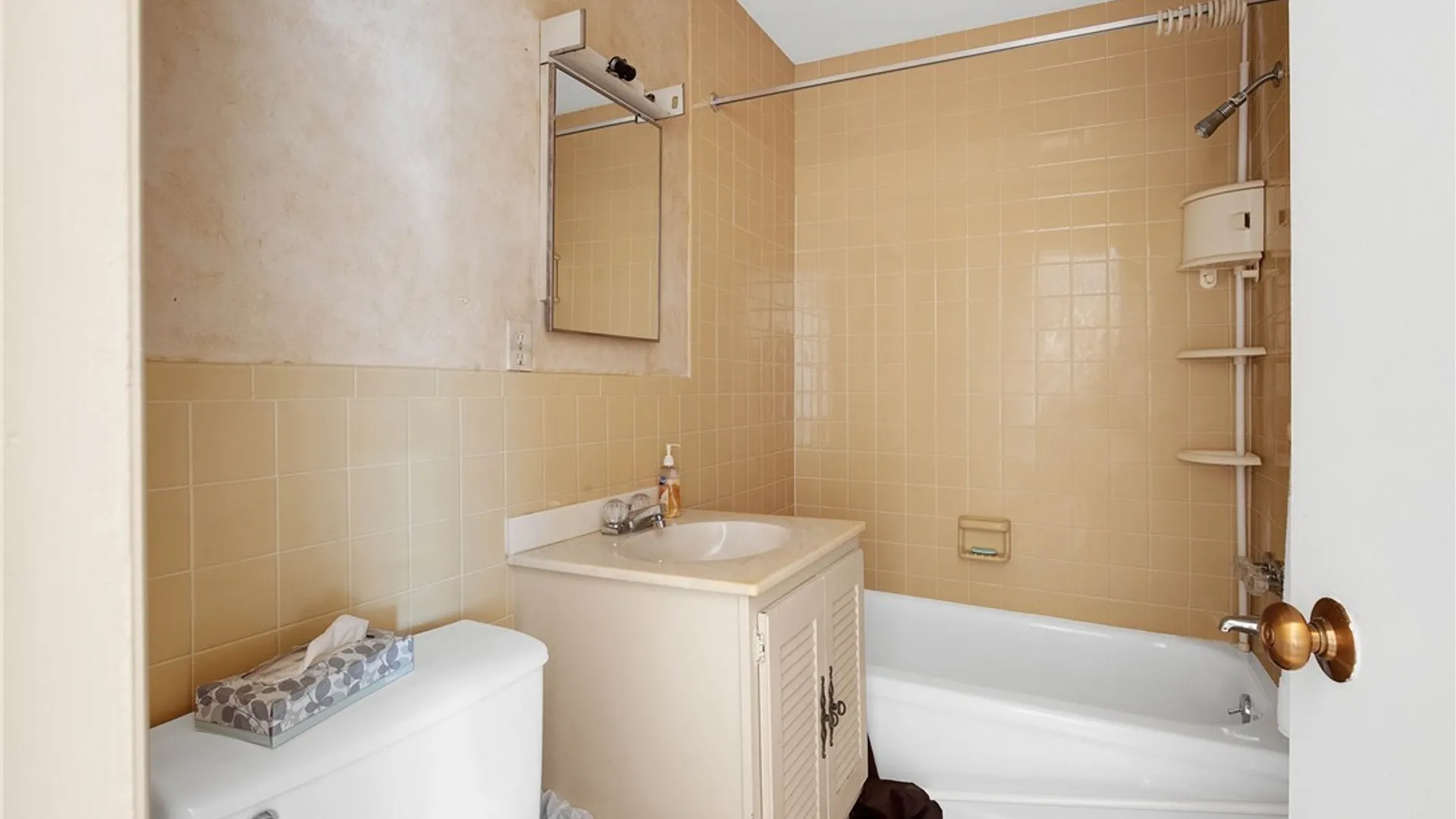 Property at 9 Bristol Avenue, Lockport City, NY 14094 21