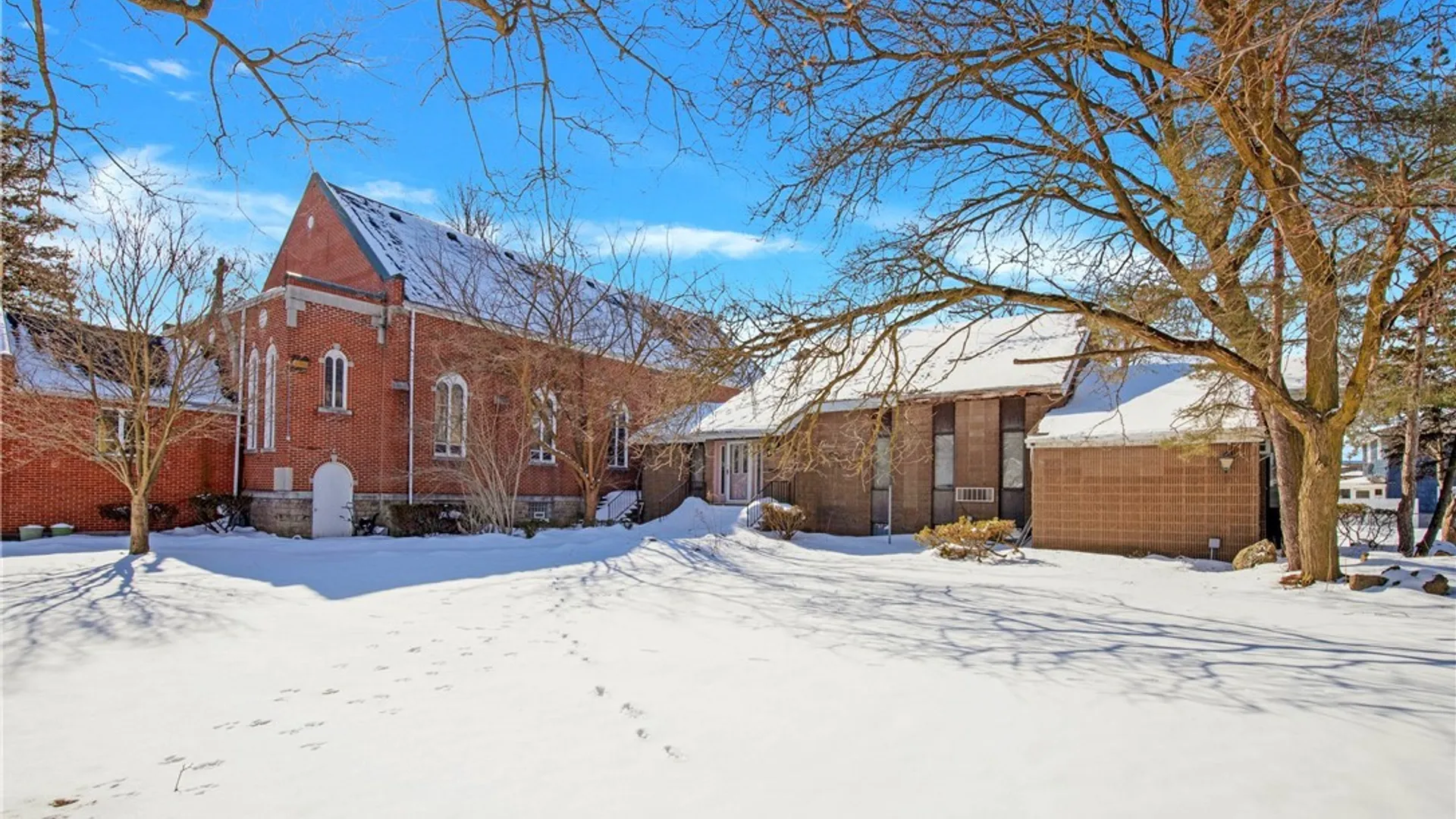 Property at 9 Bristol Avenue, Lockport City, NY 14094 4