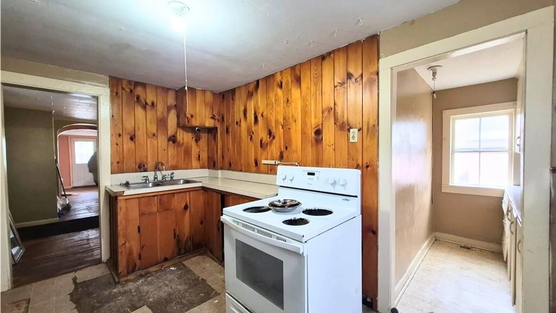 Property at 504 Cayuga Street, Fulton, NY 13069 12
