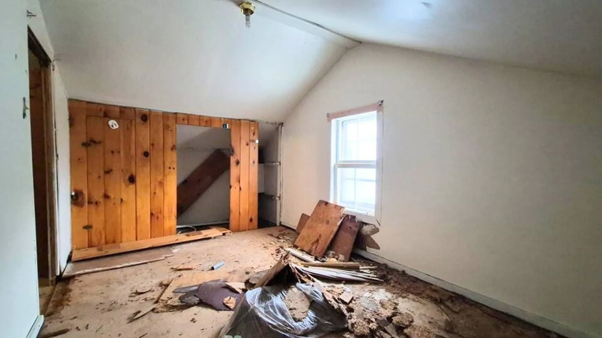 Property at 504 Cayuga Street, Fulton, NY 13069 18