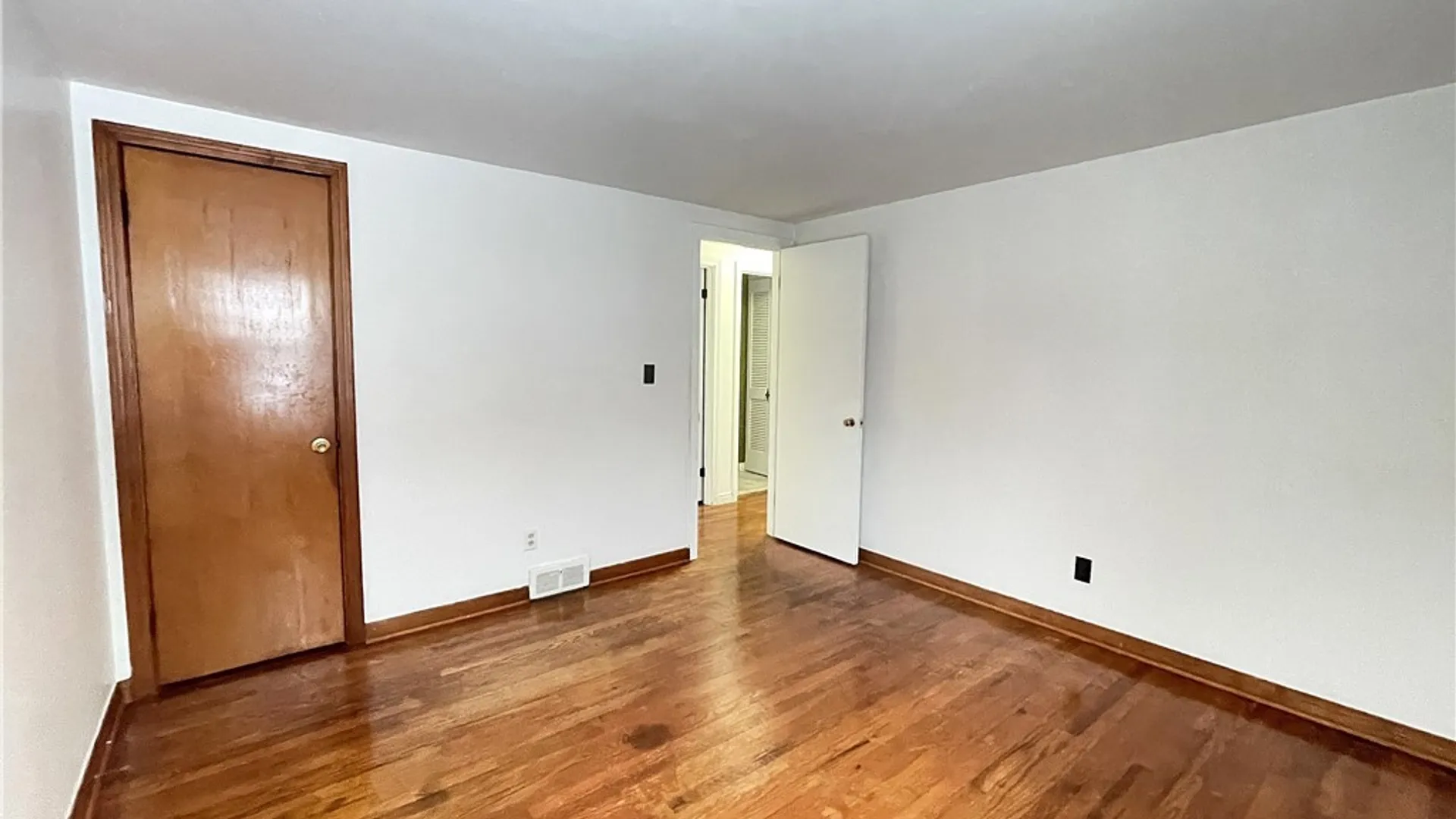 Property at 121 Wadsworth Road, Clay, NY 13212 13