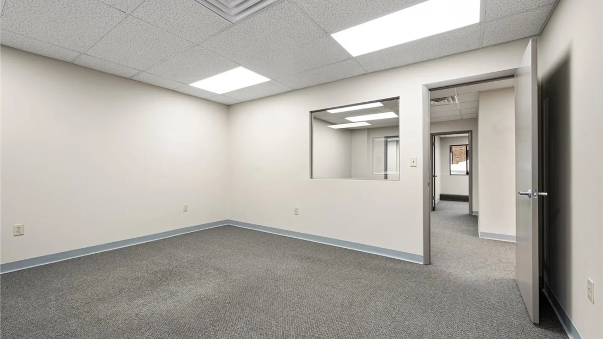 Property at 4 Adler Drive, DeWitt, NY 13057 22