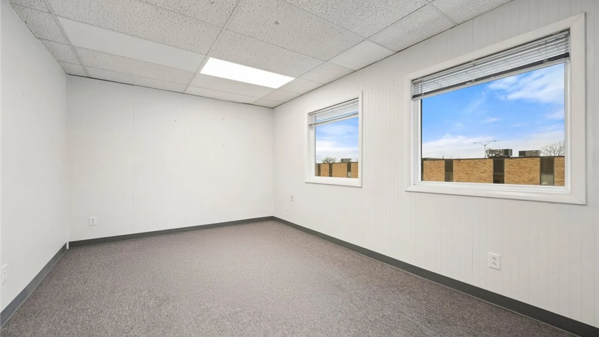 Property at 4 Adler Drive, DeWitt, NY 13057 28