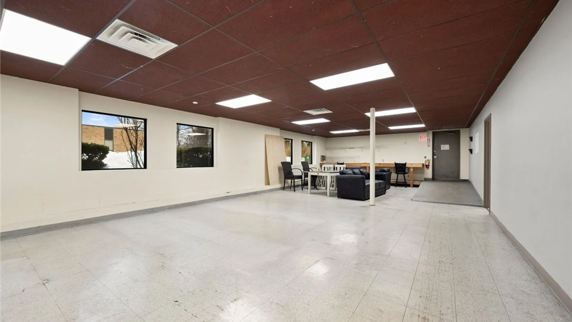 Property at 4 Adler Drive, DeWitt, NY 13057 41