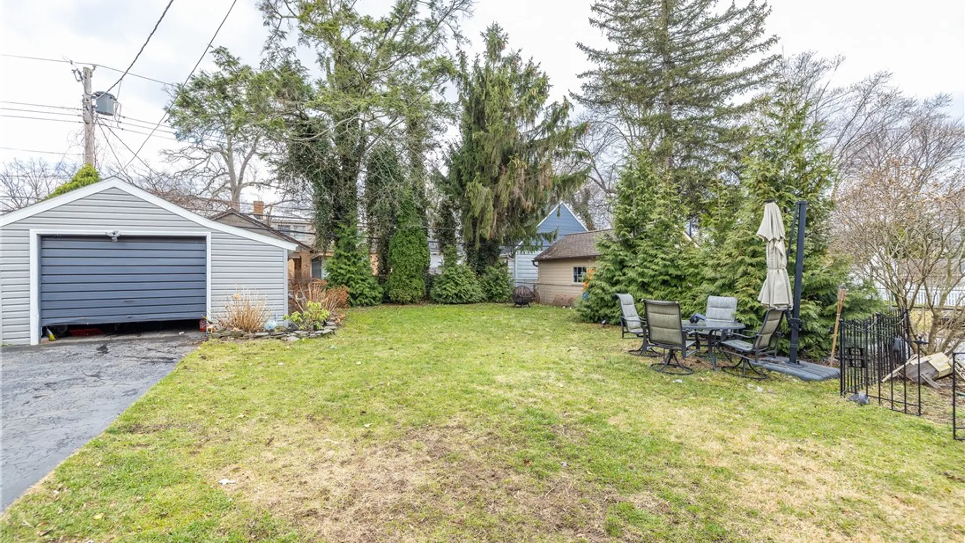 Property at 85 Hartsdale Road, Irondequoit, NY 14622 37