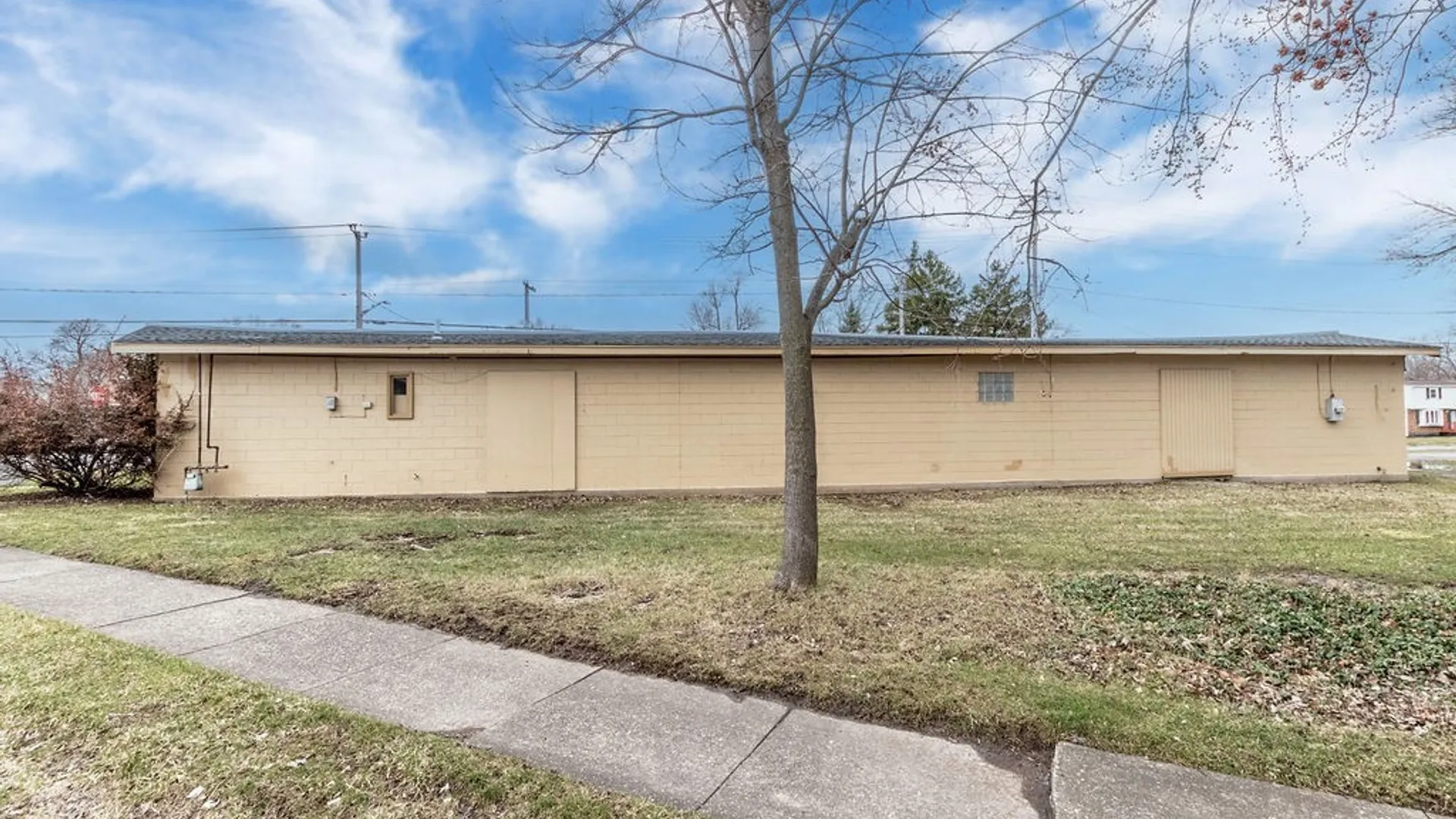 Property at 1717 Eggert Road, Amherst, 14226 8