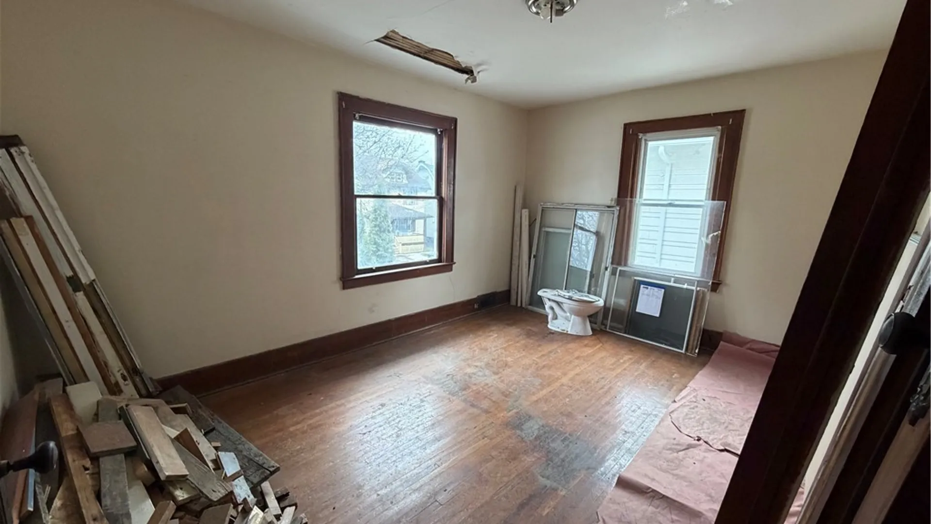 Property at 84 Stratford Park, Rochester, NY 14611 11