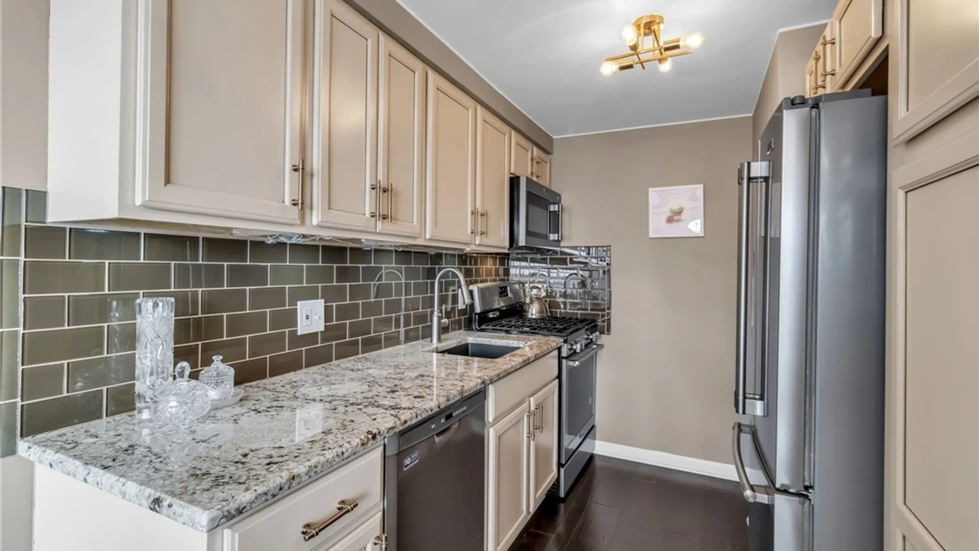 Property at 61D Georgian Lane, Amherst, NY 14221 20