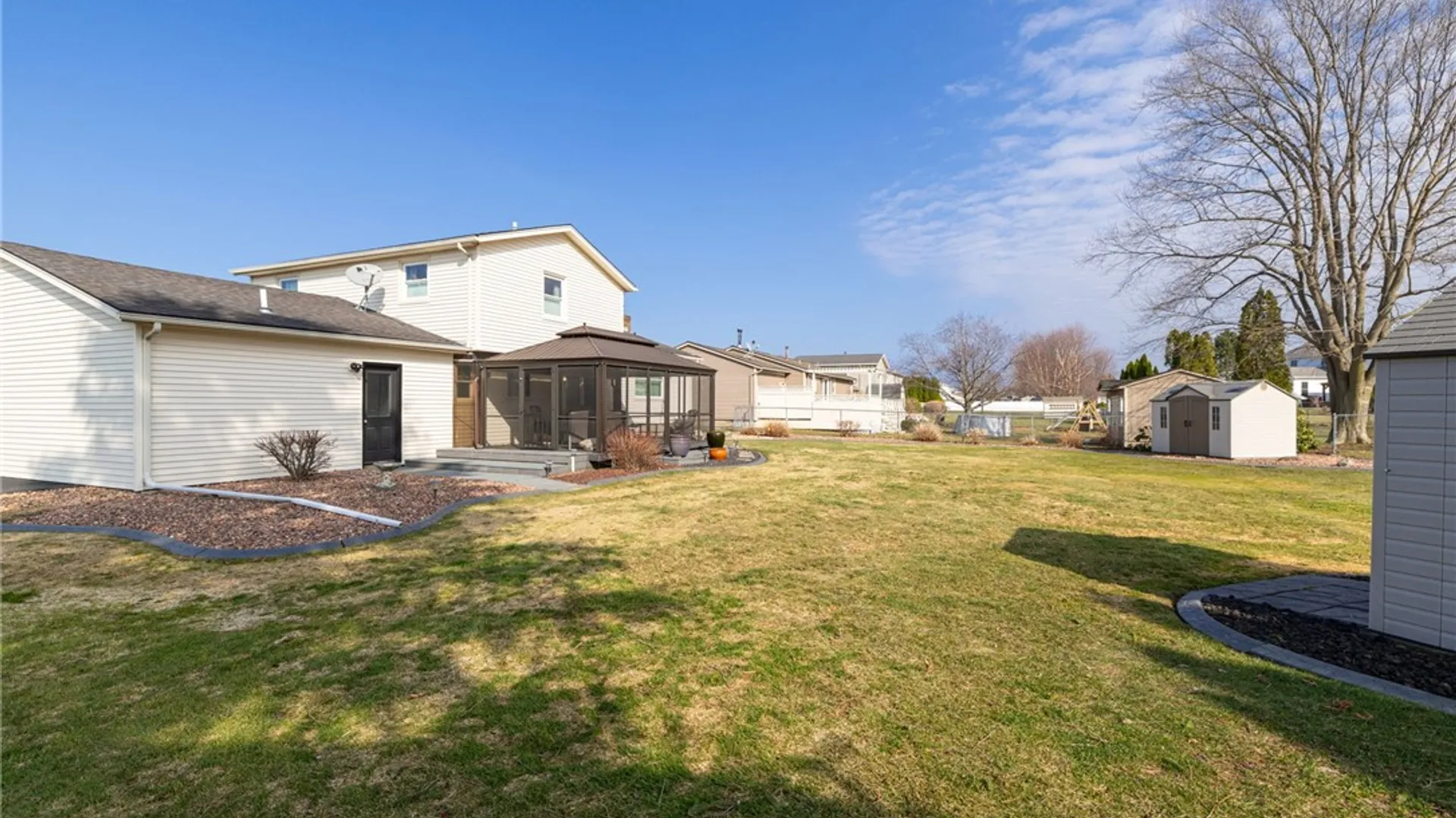 Property at 51 Flynnwood Drive, Greece, NY 14612 37
