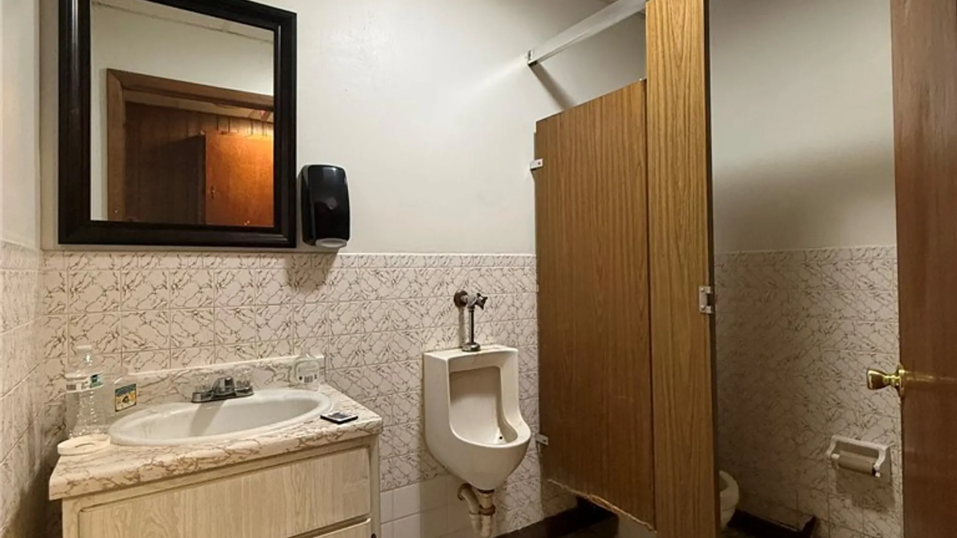 Property at 1701 Pine Avenue, Niagara Falls, NY 14301 29