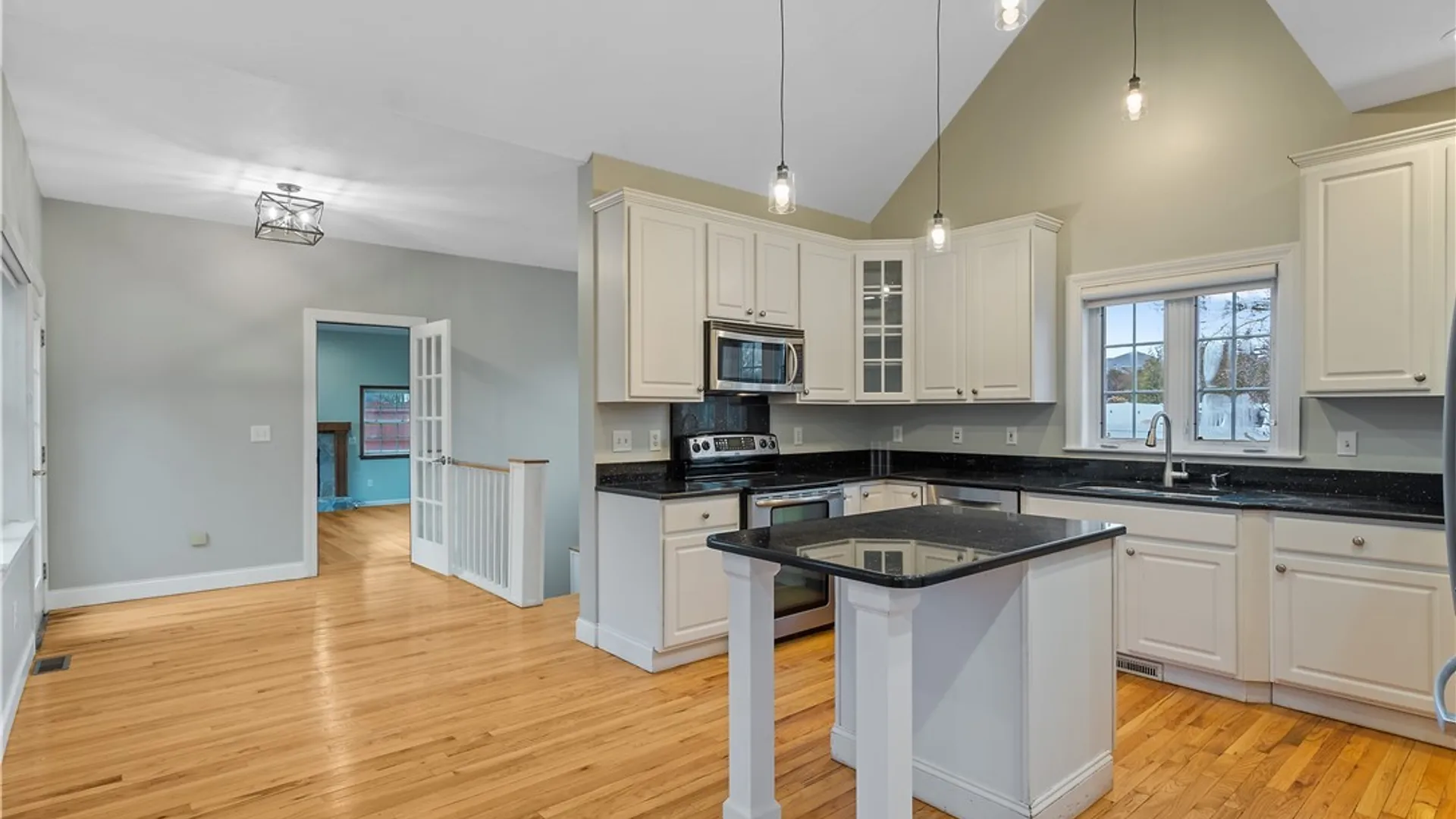 Property at 7541 Plum Hollow Circle, Clay, NY 13090 14