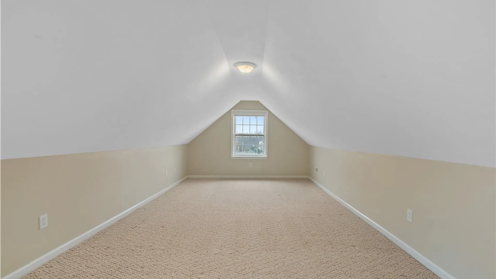 Property at 7541 Plum Hollow Circle, Clay, NY 13090 32