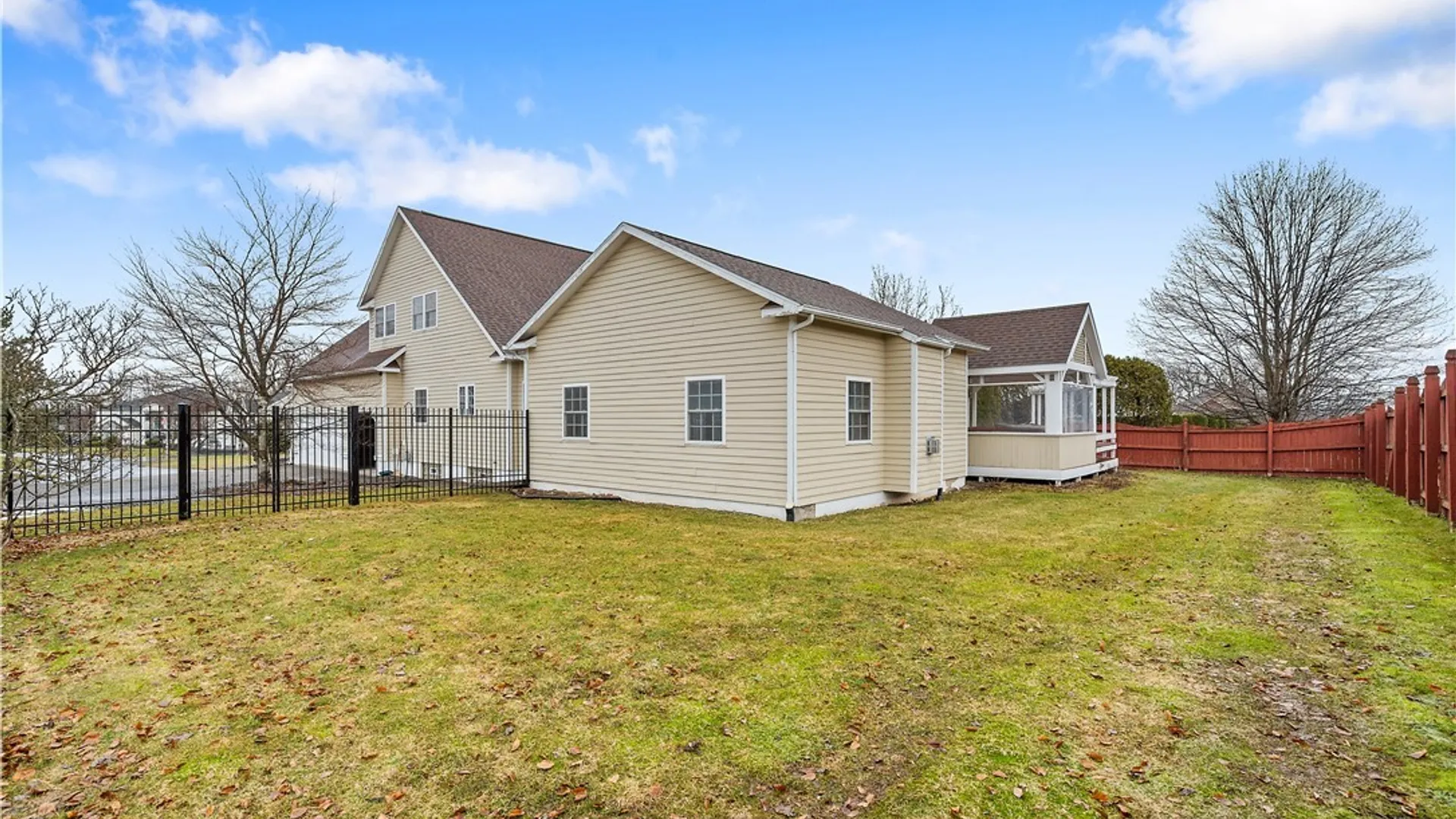 Property at 7541 Plum Hollow Circle, Clay, NY 13090 38