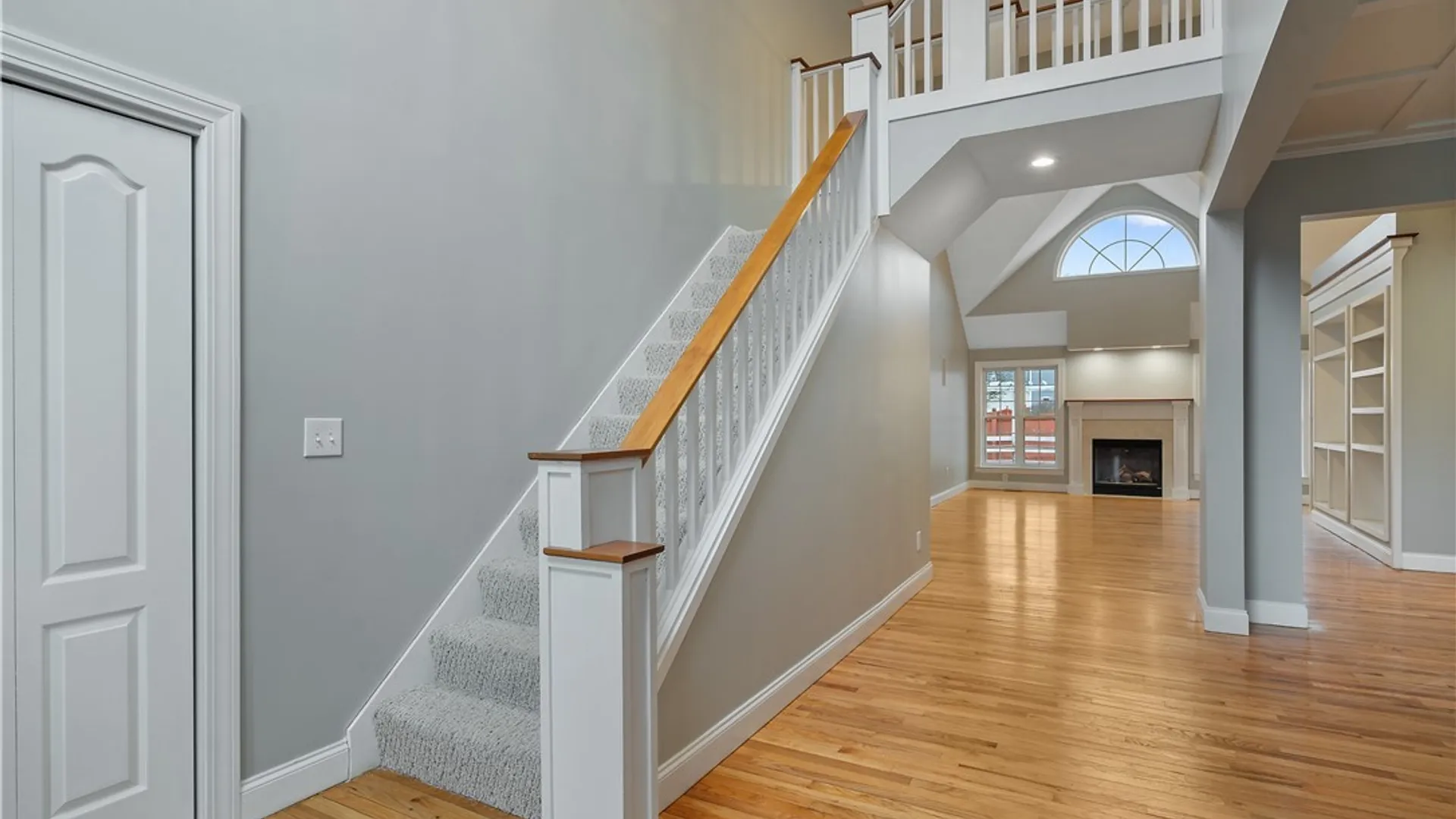 Property at 7541 Plum Hollow Circle, Clay, NY 13090 4