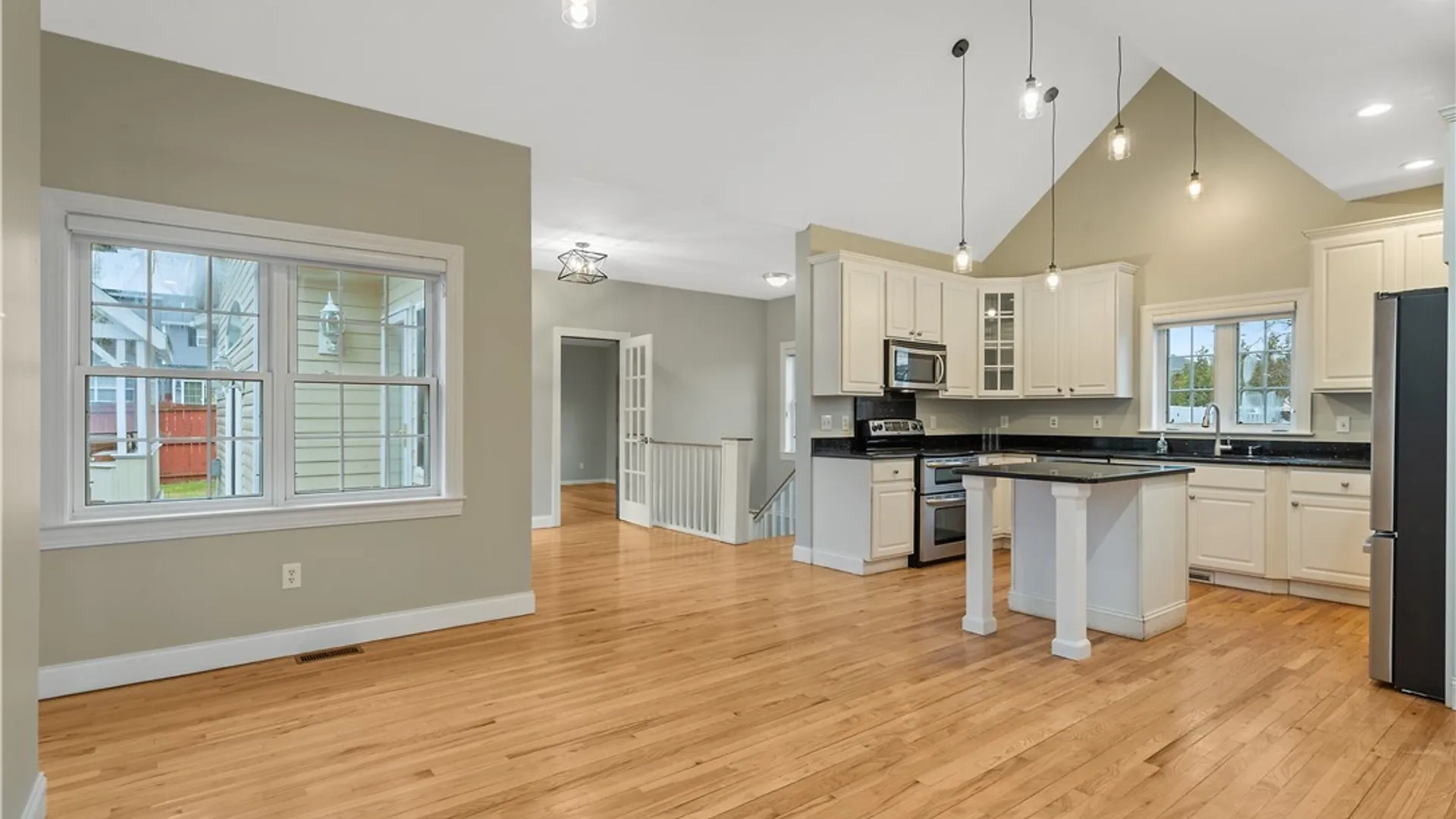 Property at 7541 Plum Hollow Circle, Clay, NY 13090 9