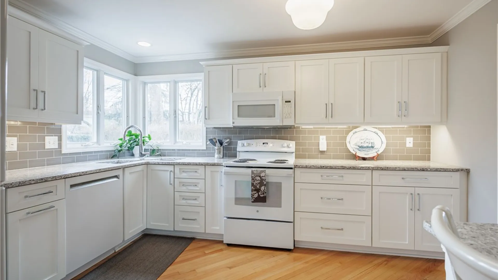 Property at 143 Commodore Pkwy, Brighton, NY 14625 16