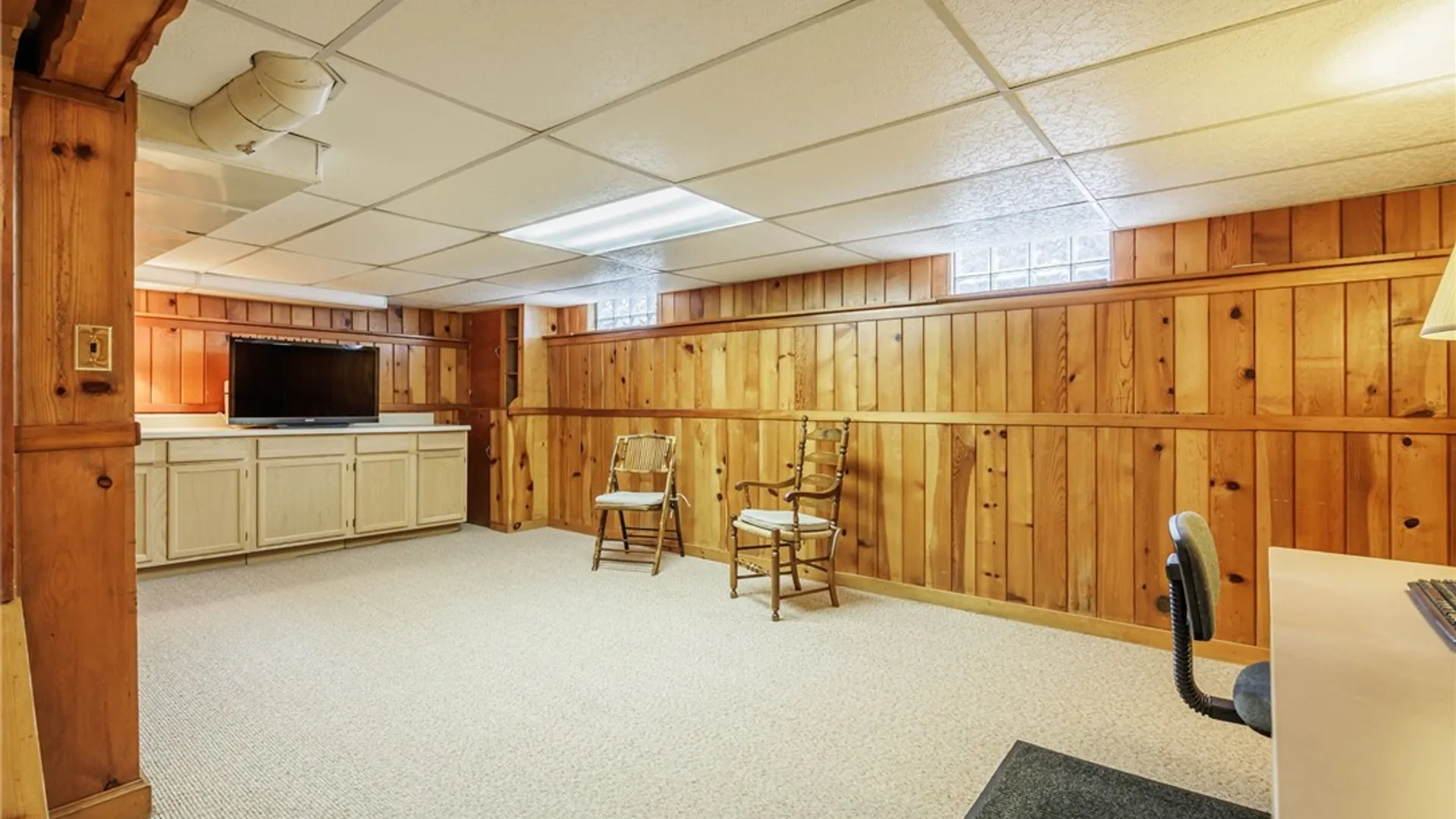 Property at 143 Commodore Pkwy, Brighton, NY 14625 33