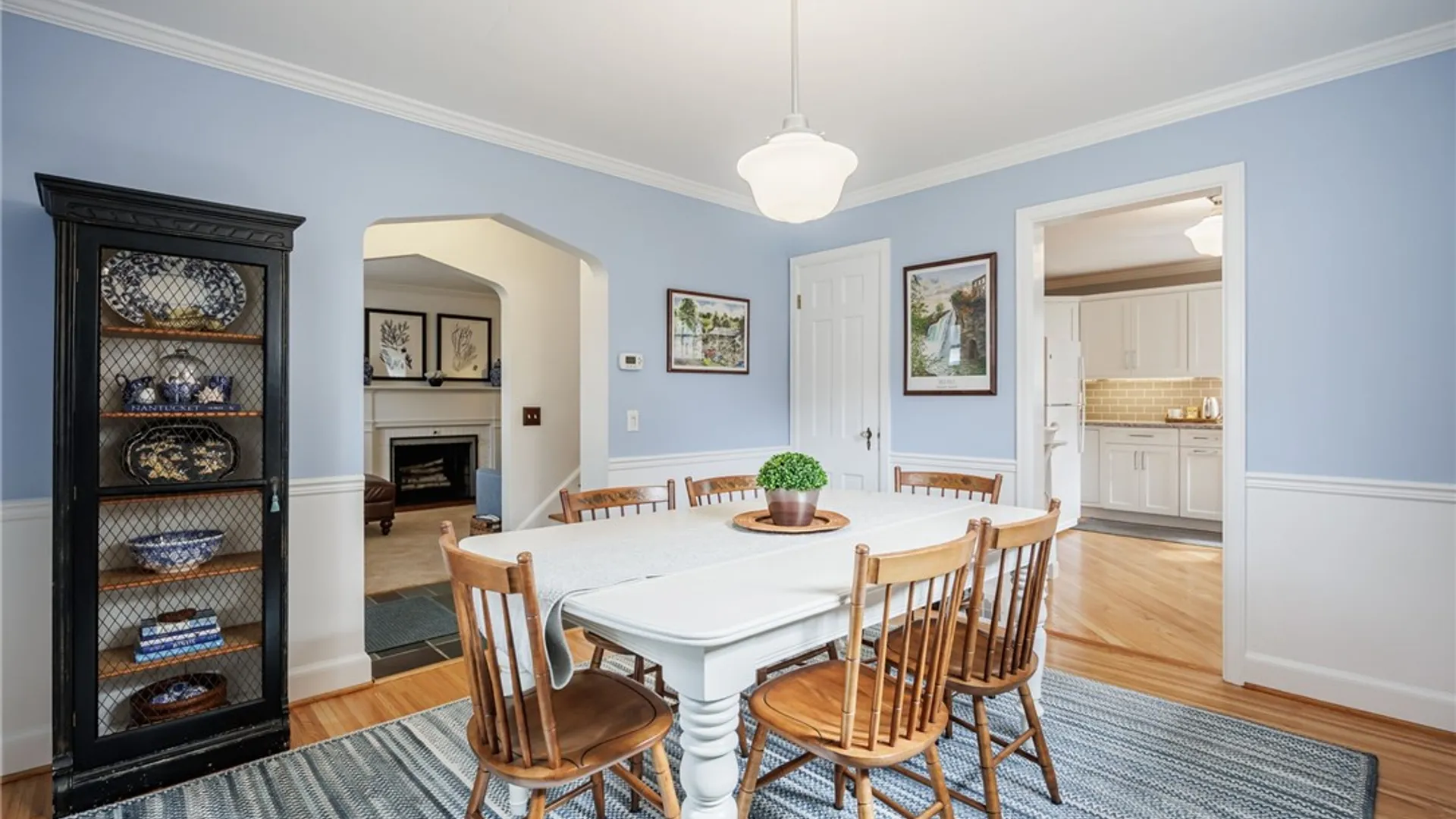 Property at 143 Commodore Pkwy, Brighton, NY 14625 9