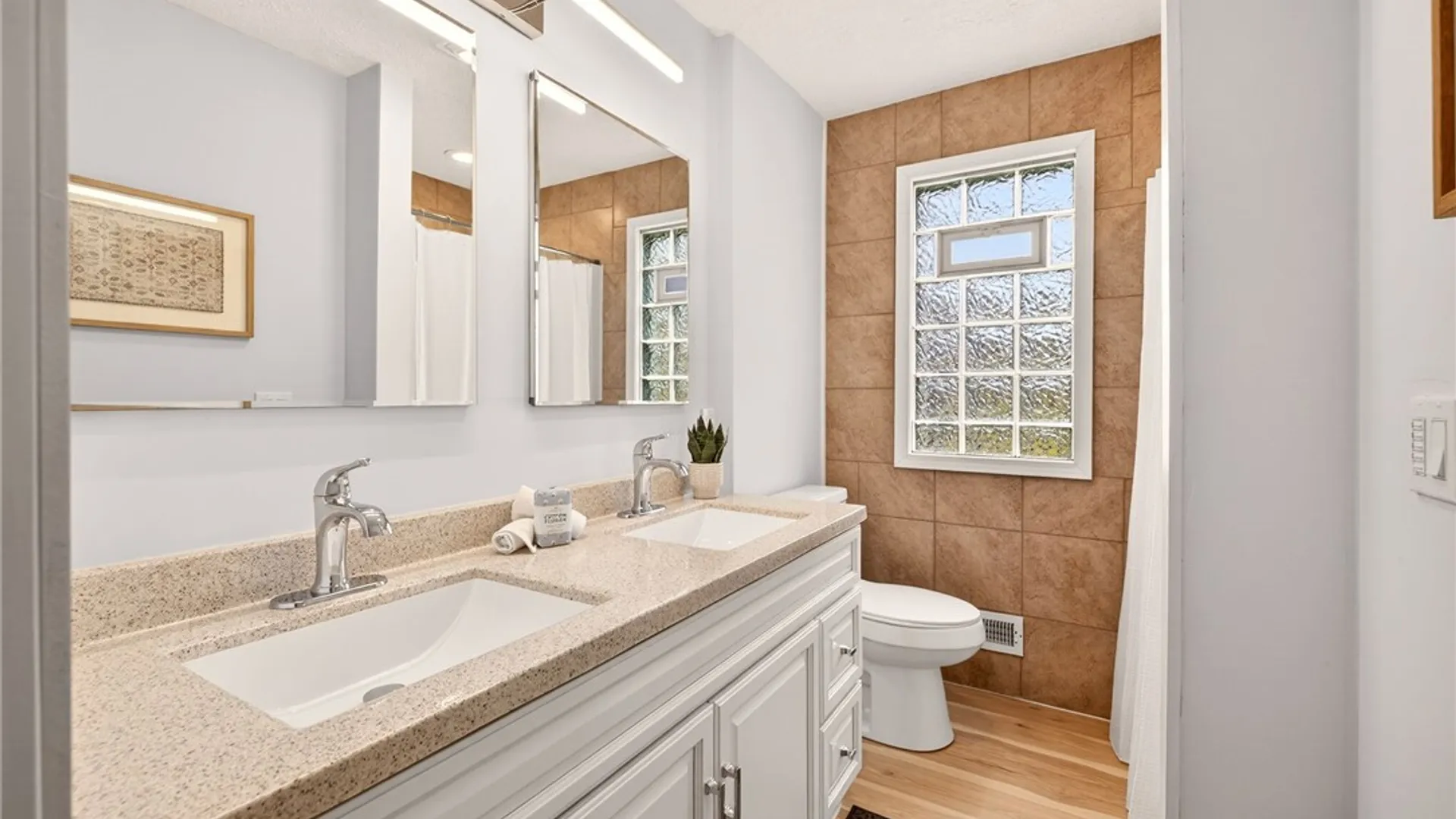 Property at 421 Kimberly Drive, Brighton, NY 14610 16