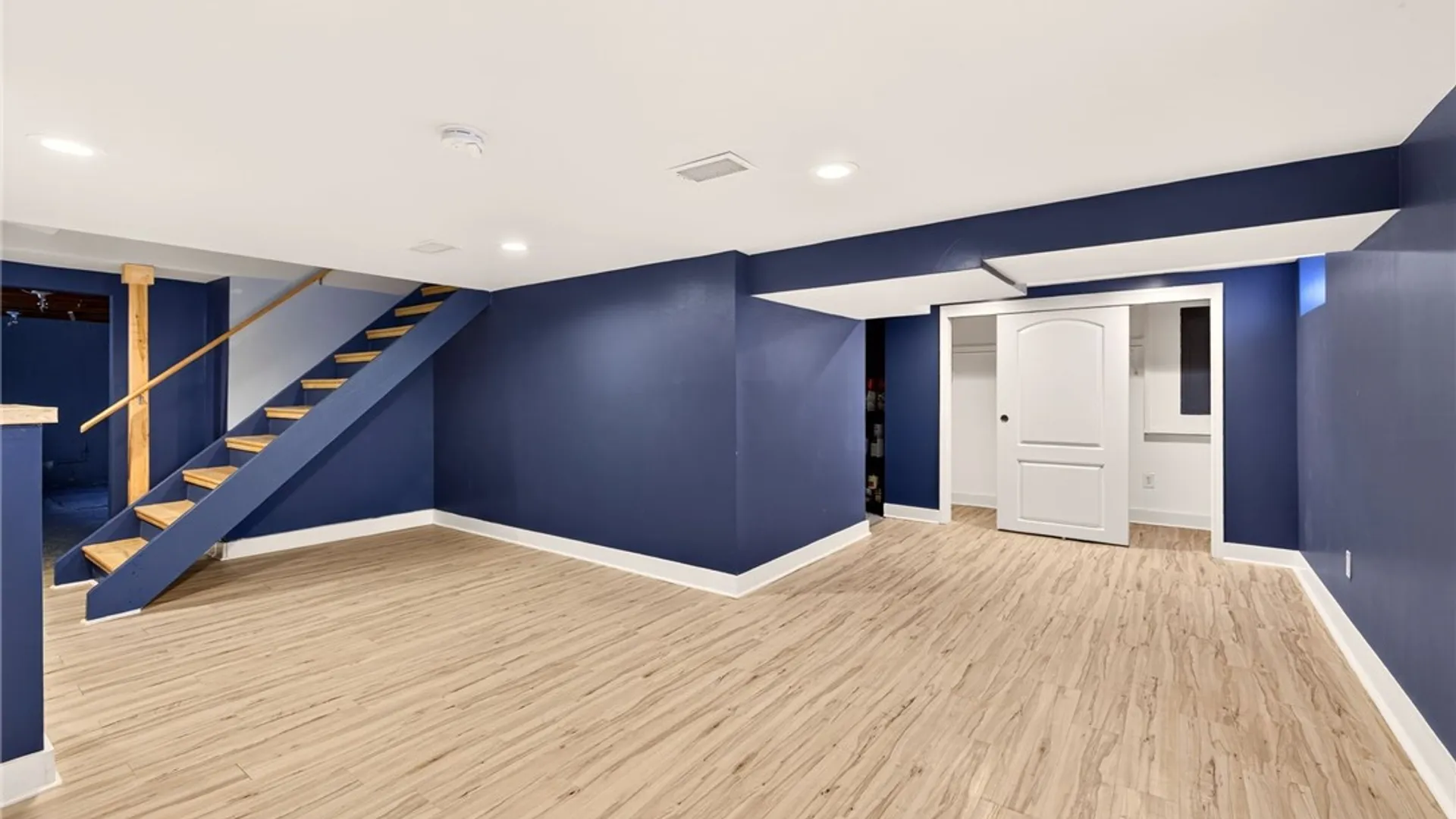 Property at 421 Kimberly Drive, Brighton, NY 14610 26