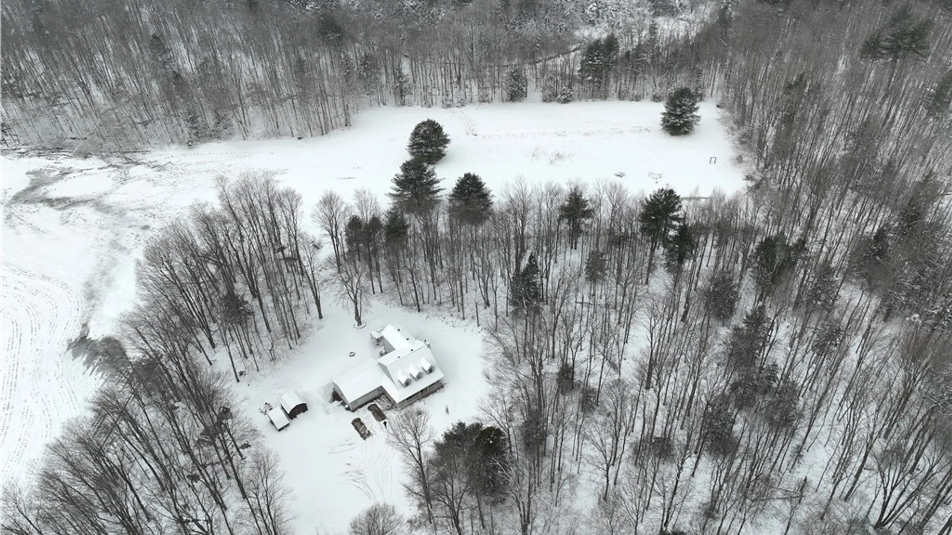 Property at 8033 Saltzman Road, Vienna, NY 13308 2