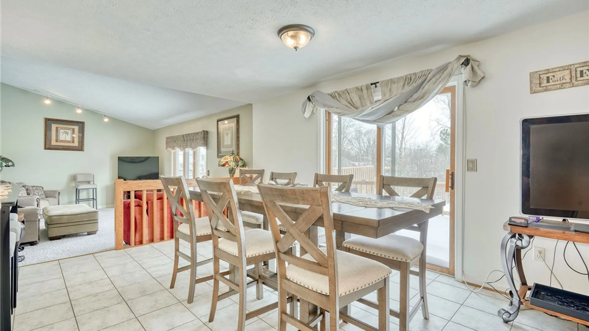 Property at 629 Guinevere Drive, Greece, NY 14626 13