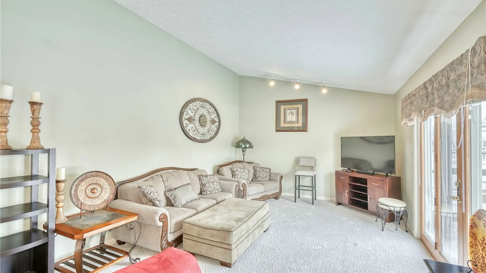 Property at 629 Guinevere Drive, Greece, NY 14626 16