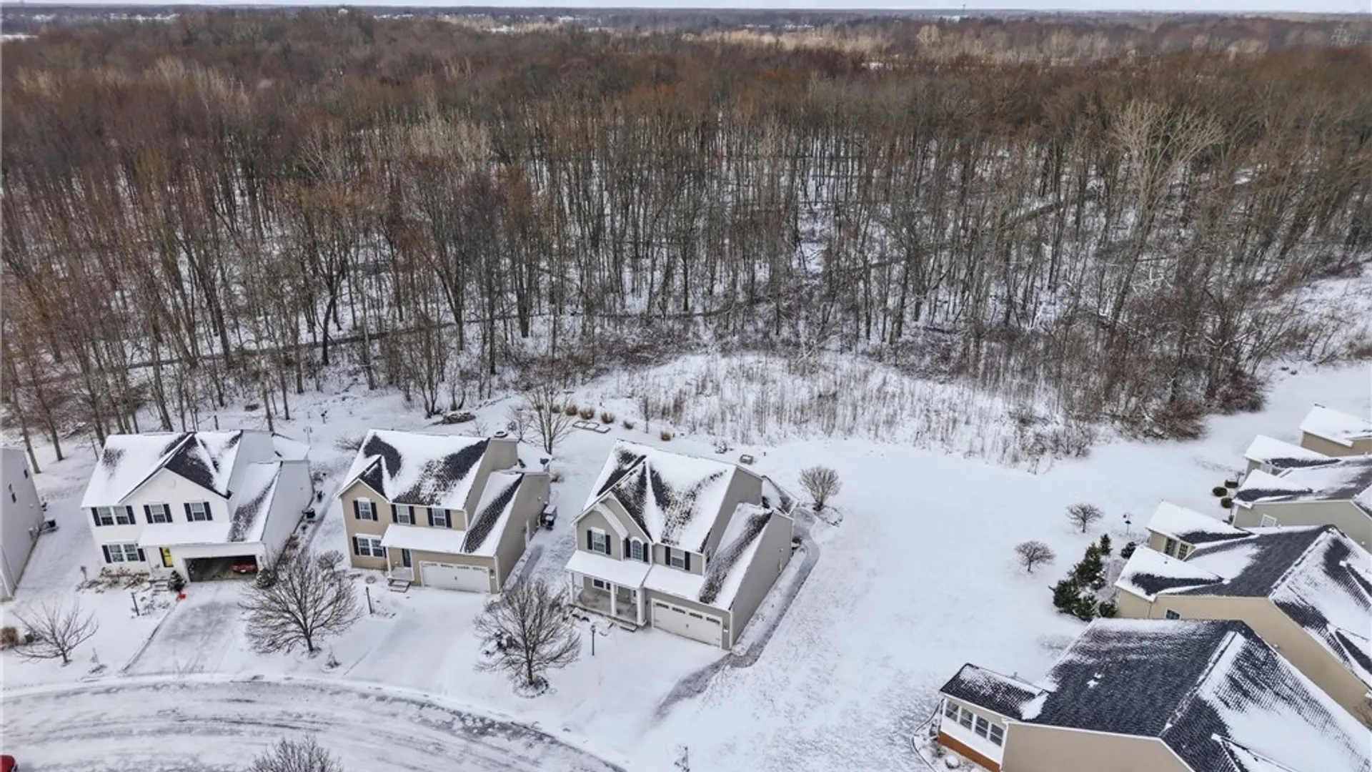 Property at 1 Skylark Lane, Wheatfield, NY 14304 39