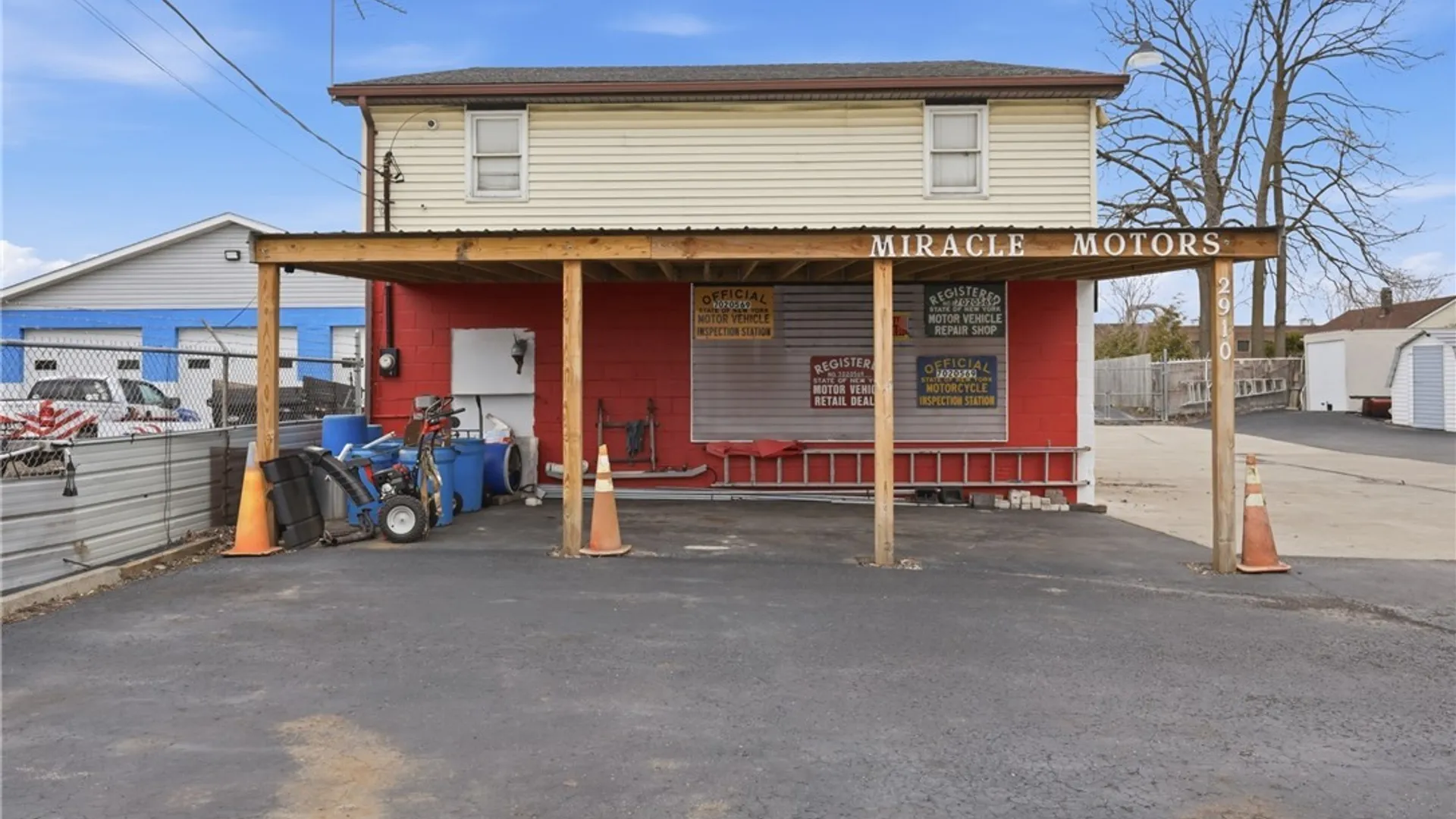 Property at 2910 Louisiana Avenue, Niagara, NY 14305 2